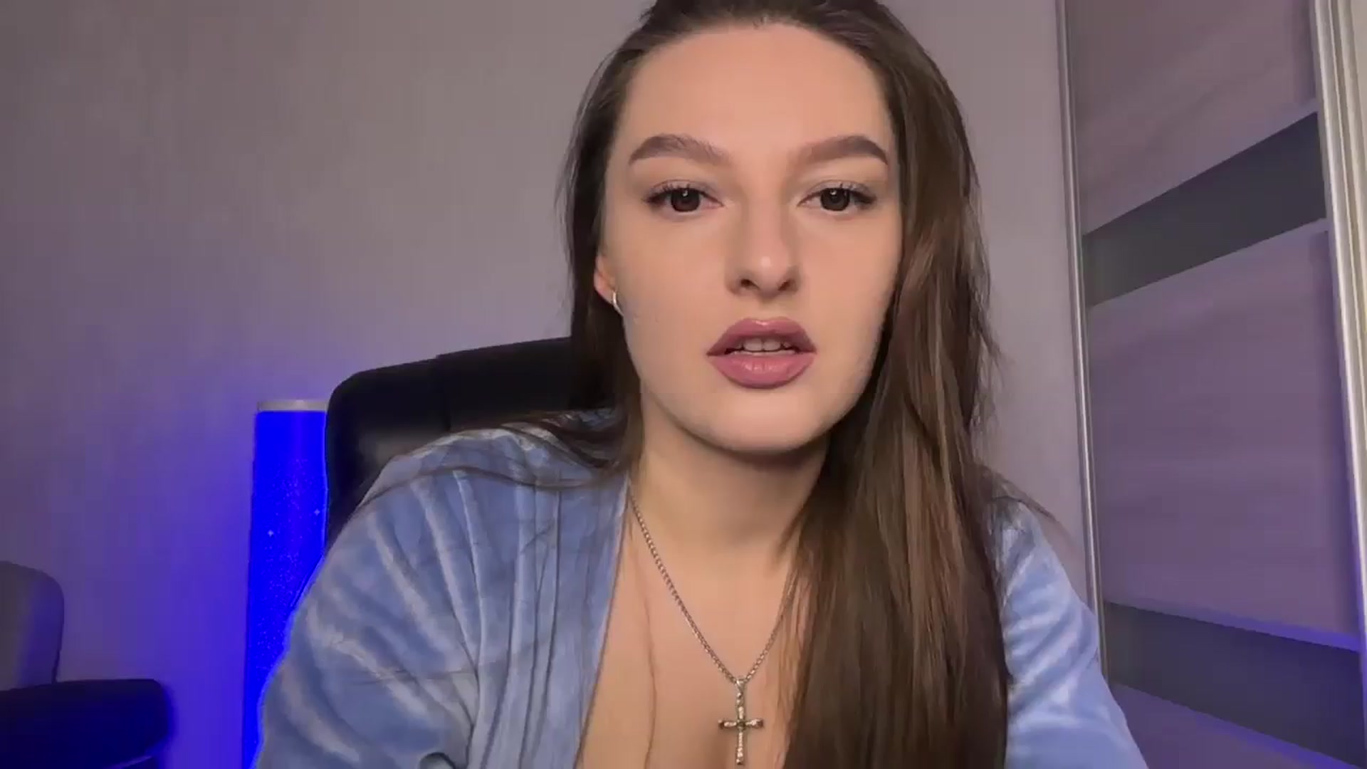 Gallery image thumbnail from Teaiaa's myfreecams stream on, 06/22/2025, 08:53 image 1 of 20