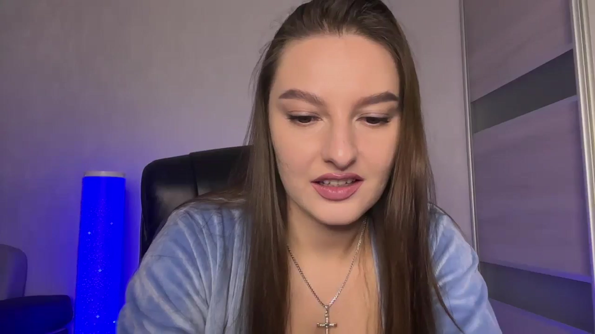 Gallery image thumbnail from Teaiaa's myfreecams stream on, 06/22/2025, 08:53 image 6 of 20