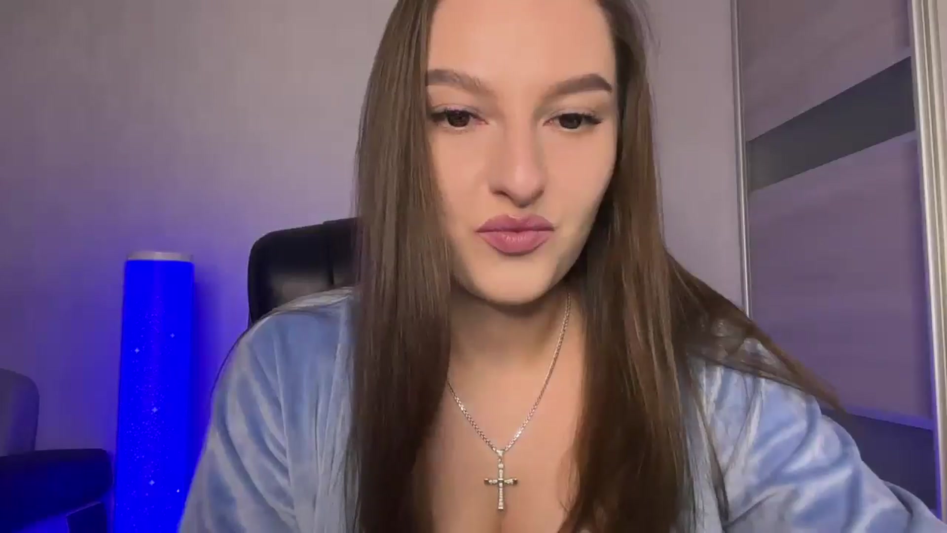 Gallery image thumbnail from Teaiaa's myfreecams stream on, 06/22/2025, 08:53 image 19 of 20