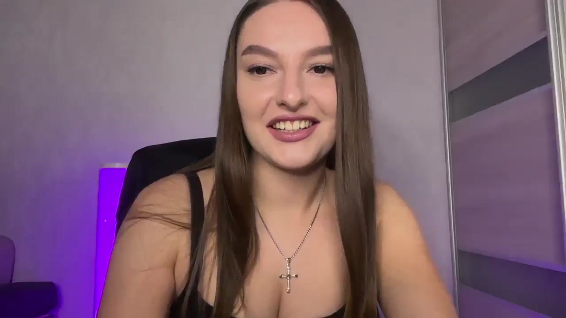 Gallery image thumbnail from Teaiaa's myfreecams stream on, 06/23/2025, 13:07 image 12 of 20