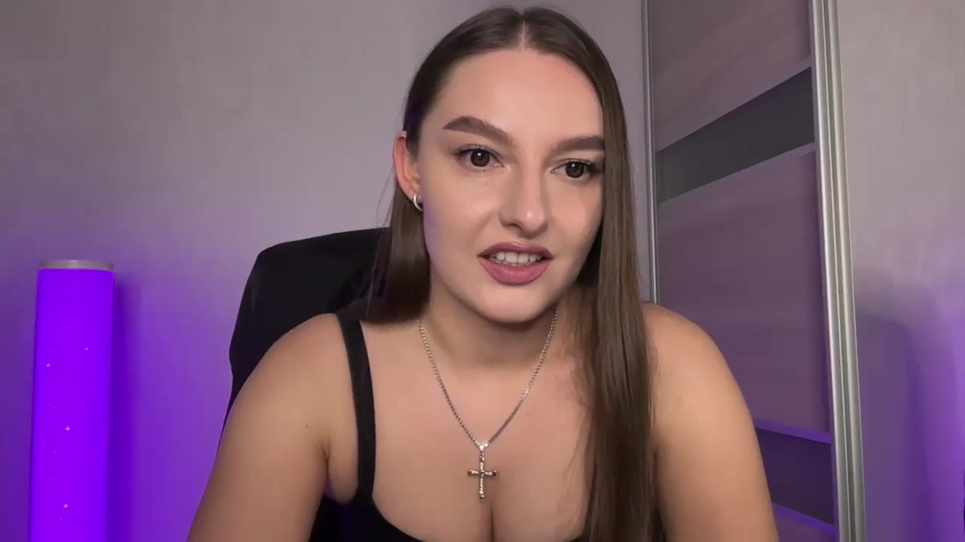 Gallery image thumbnail from Teaiaa's myfreecams stream on, 06/23/2025, 15:05 image 15 of 20