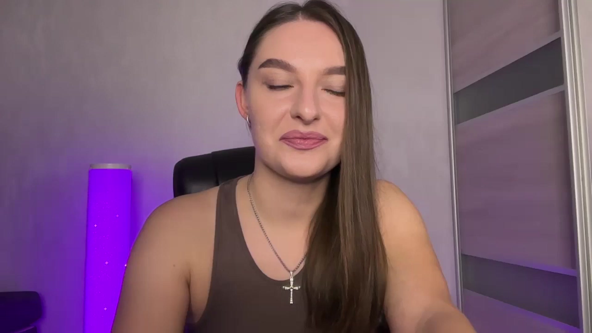 Gallery image thumbnail from Teaiaa's myfreecams stream on, 06/24/2025, 13:29 image 19 of 20
