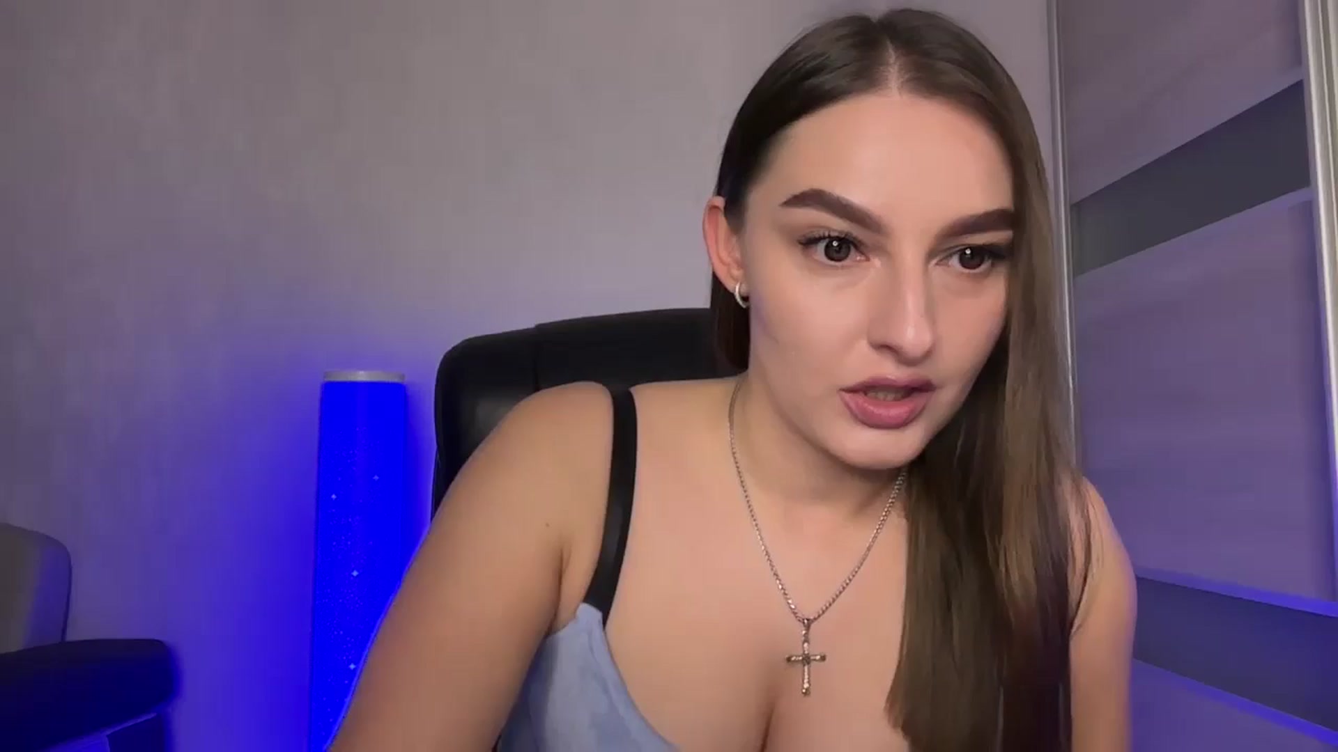 Gallery image thumbnail from Teaiaa's myfreecams stream on, 07/12/2025, 11:07 image 1 of 20