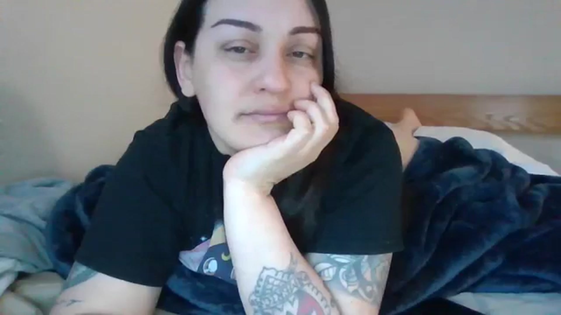 Gallery image thumbnail from TeamTori's myfreecams stream on, 04/07/2024, 12:40 image 17 of 20
