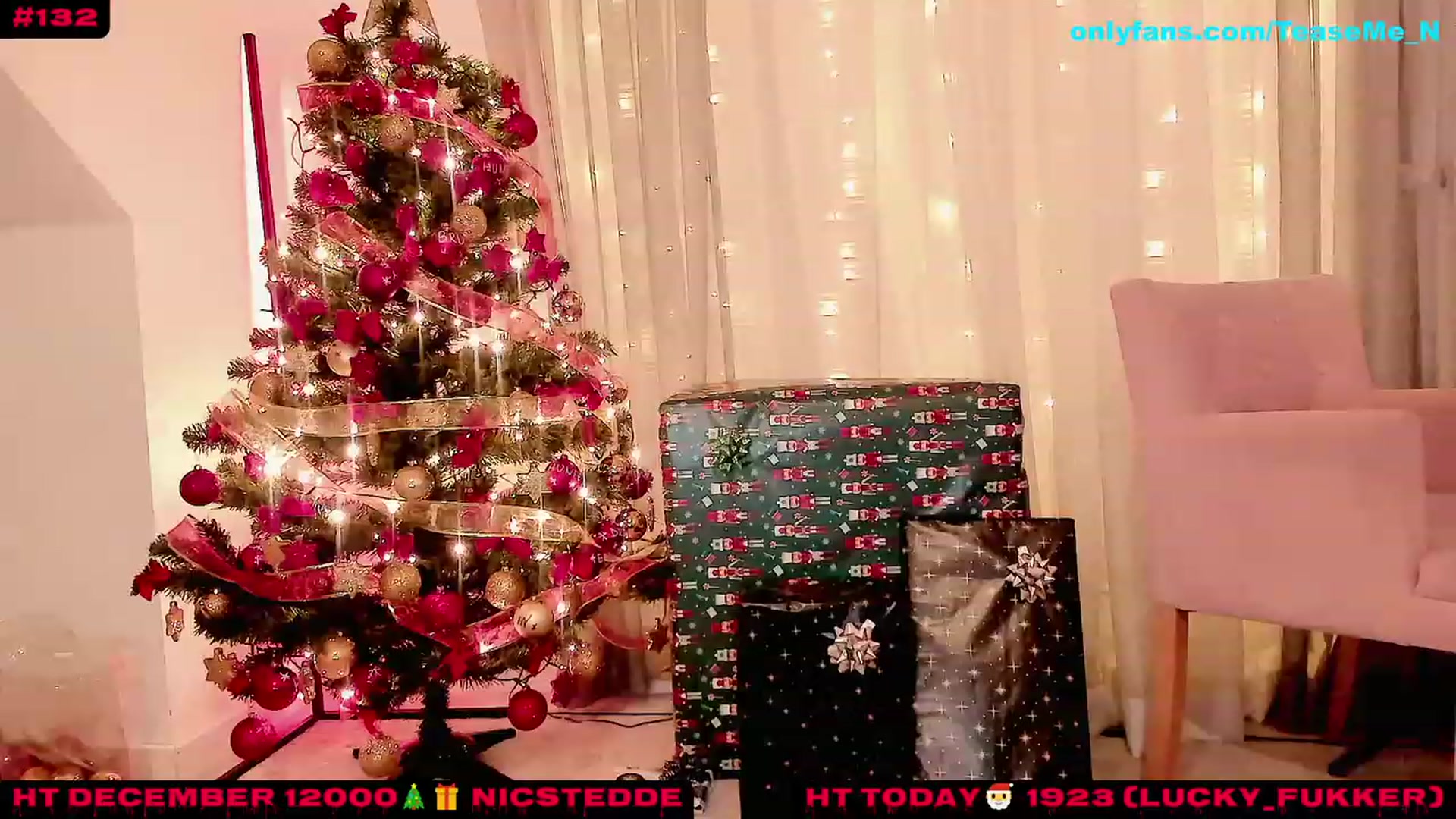 Gallery image thumbnail from TeaseMe_N's myfreecams stream on, 12/24/2022, 06:45 image 15 of 20