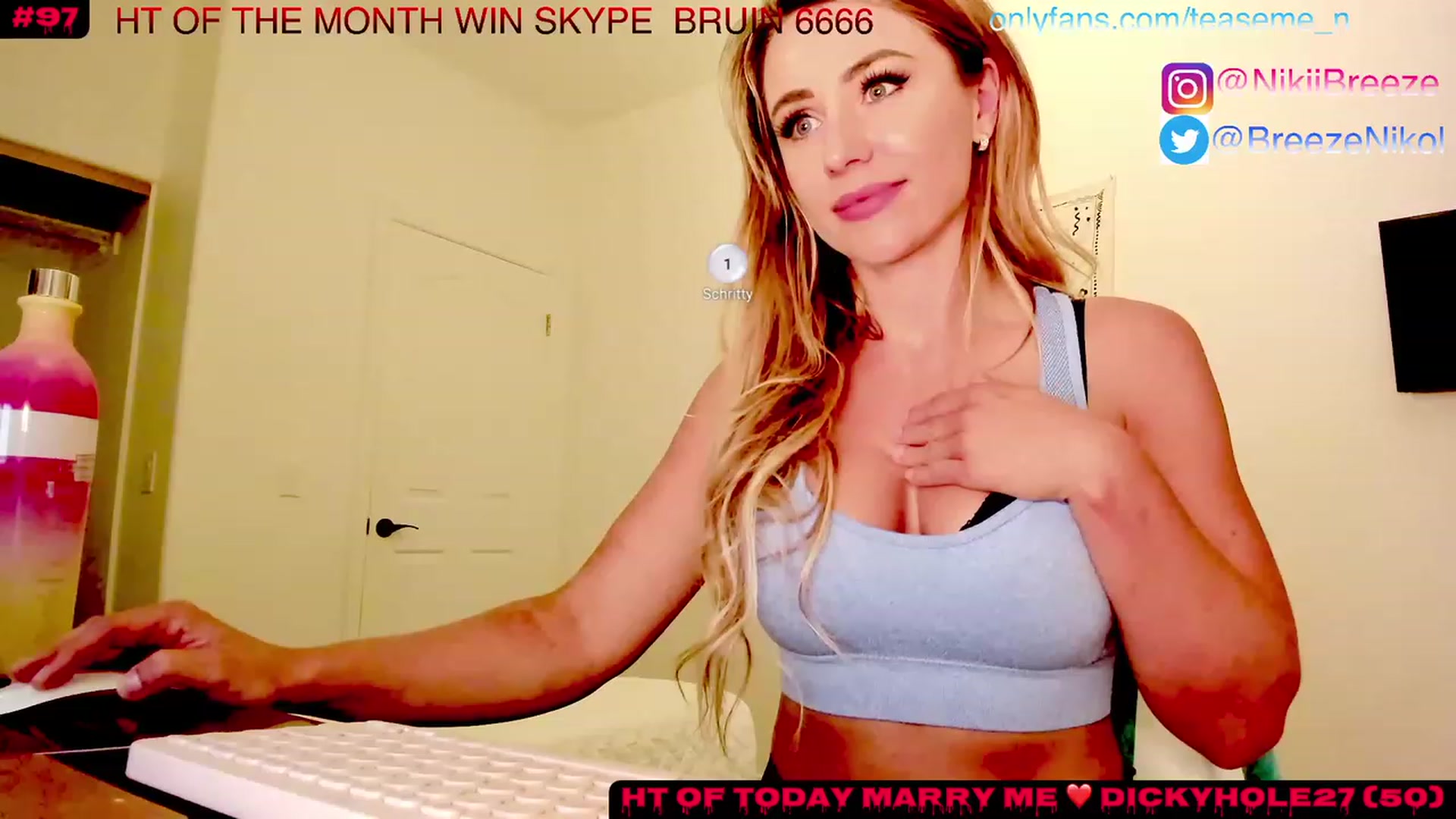 Gallery image thumbnail from TeaseMe_N's myfreecams stream on, 06/13/2023, 07:45 image 19 of 20