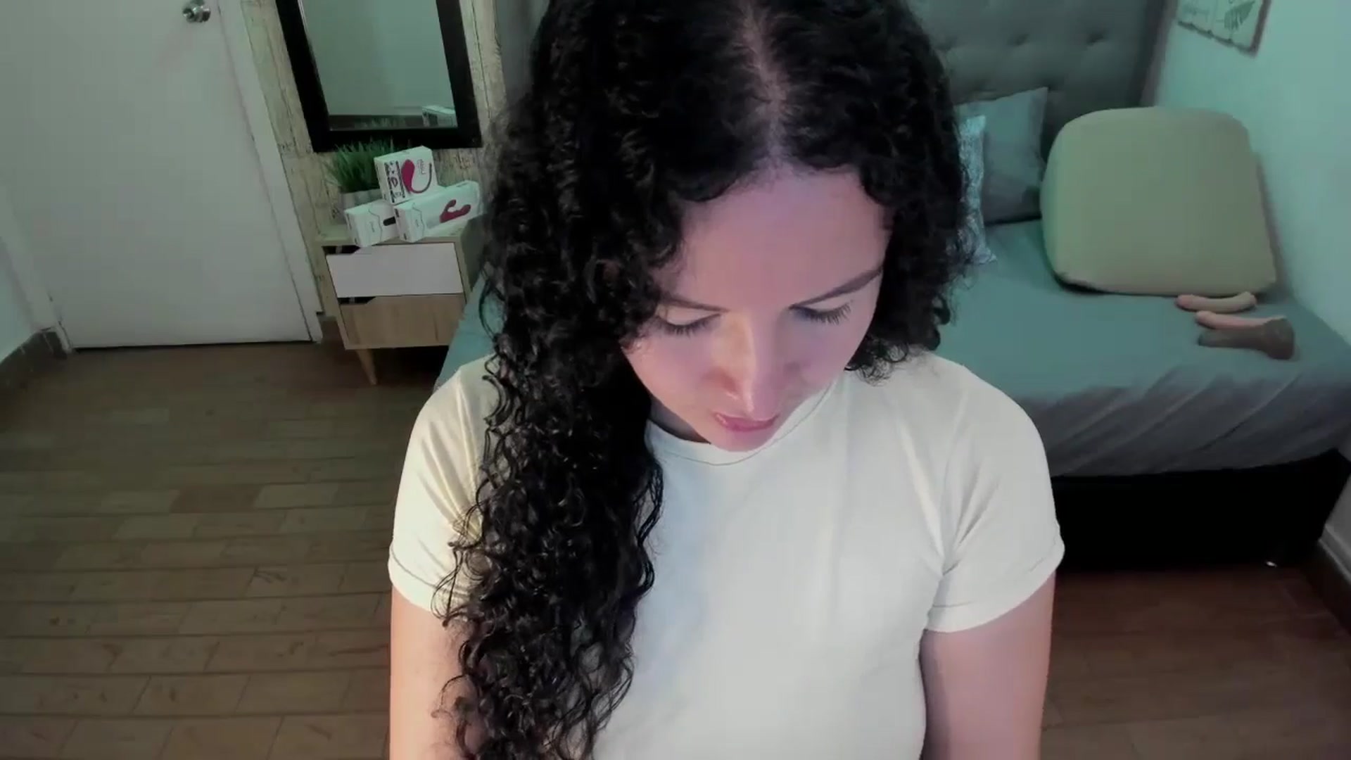 Gallery image thumbnail from TeaseQueen_'s myfreecams stream on, 06/28/2025, 13:46 image 16 of 20