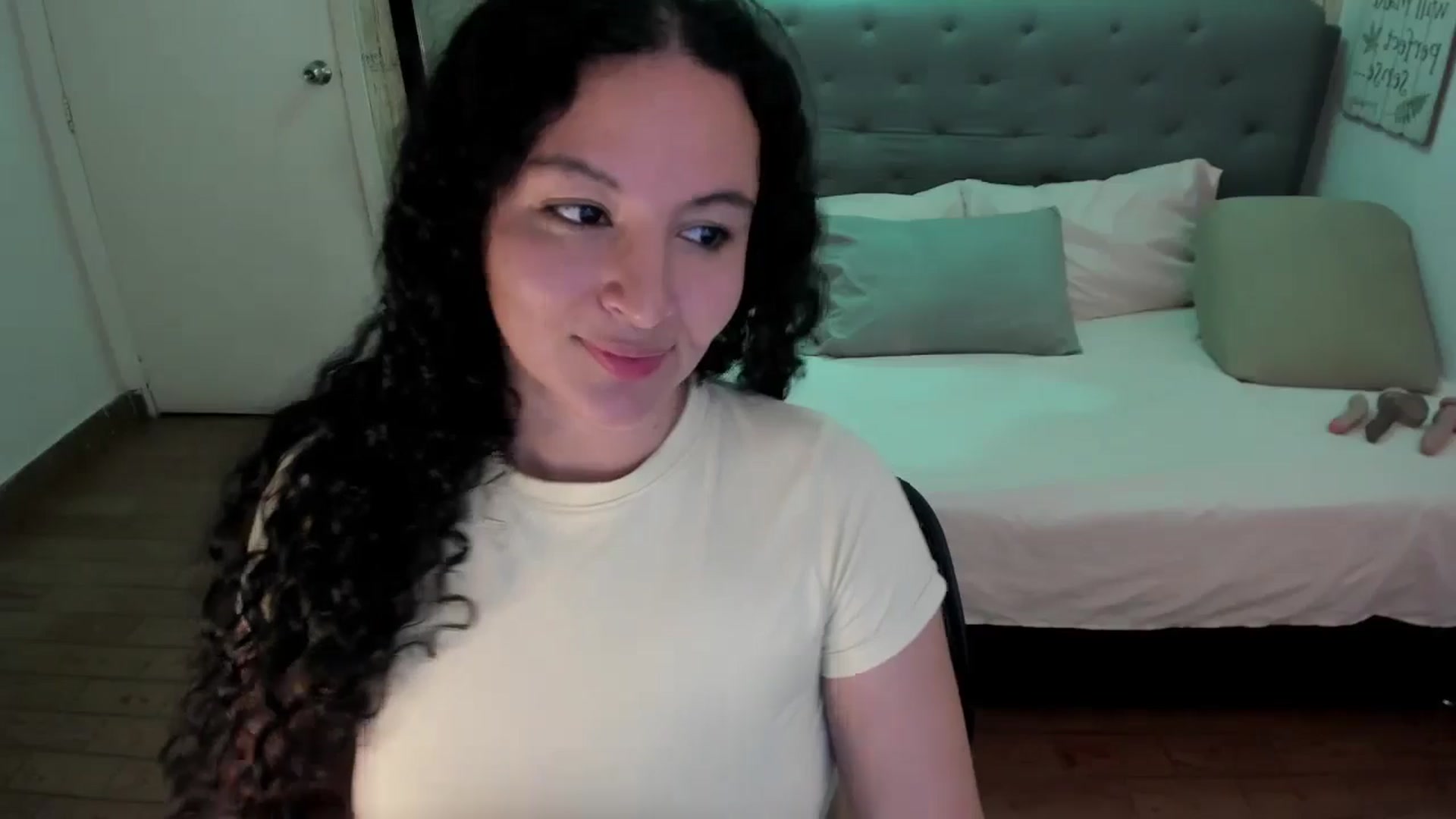 Gallery image thumbnail from TeaseQueen_'s myfreecams stream on, 07/08/2025, 15:59 image 13 of 20