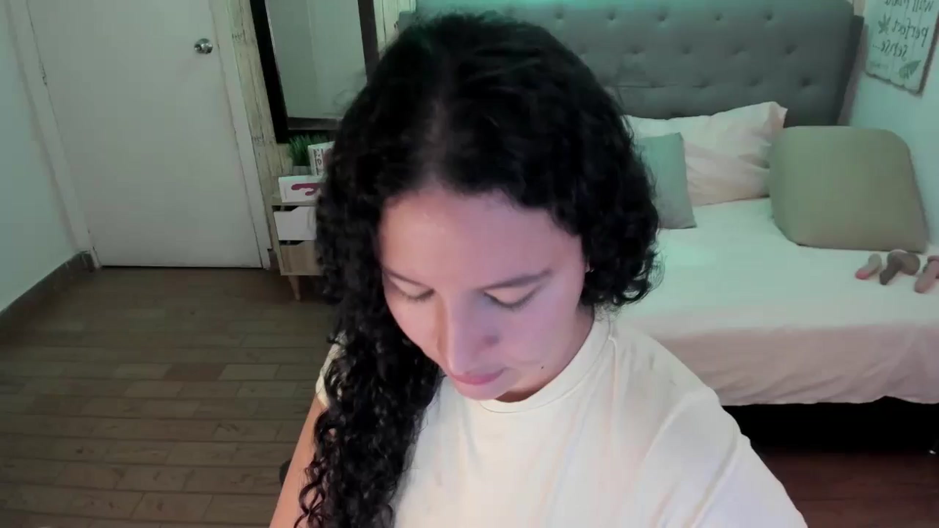 Gallery image thumbnail from TeaseQueen_'s myfreecams stream on, 07/08/2025, 15:59 image 16 of 20