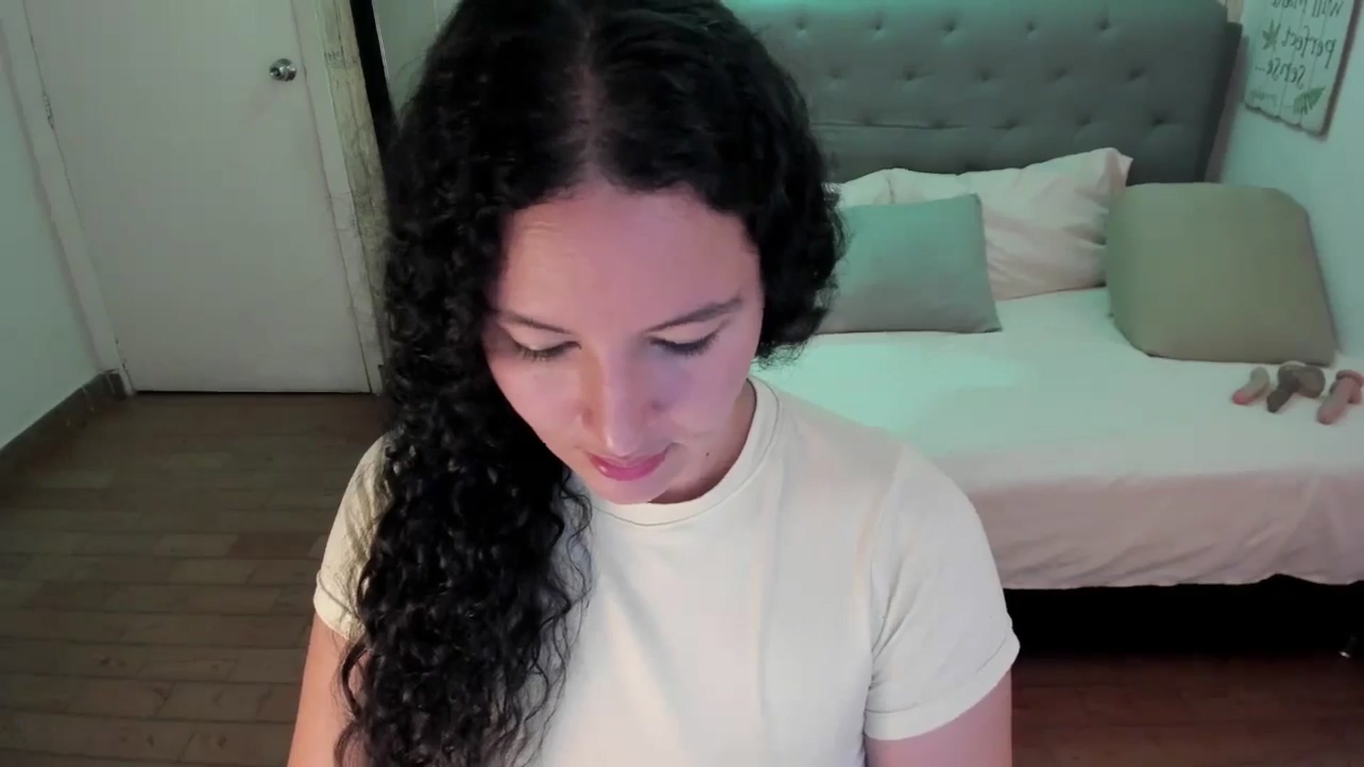 Gallery image thumbnail from TeaseQueen_'s myfreecams stream on, 07/08/2025, 15:59 image 9 of 20