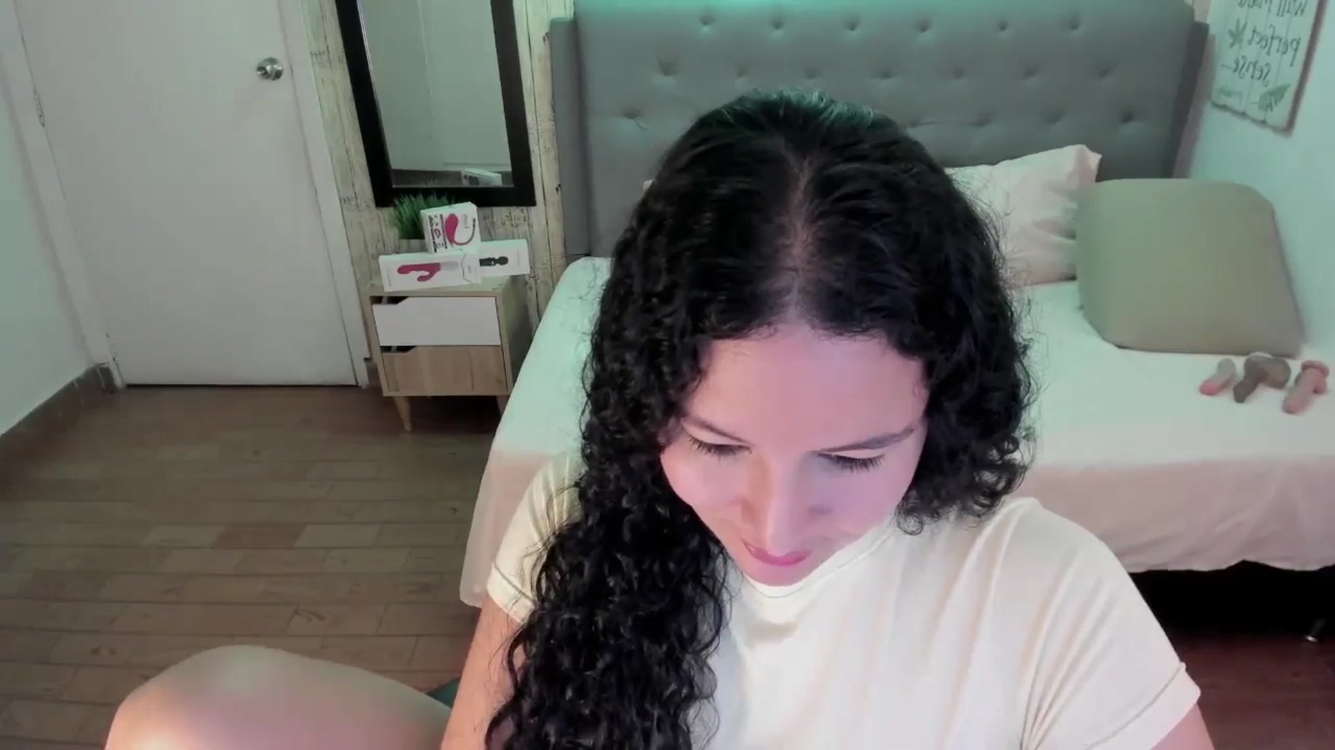Gallery image thumbnail from TeaseQueen_'s myfreecams stream on, 07/08/2025, 15:59 image 2 of 20