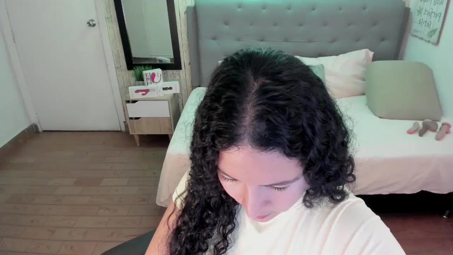 Gallery image thumbnail from TeaseQueen_'s myfreecams stream on, 07/08/2025, 15:59 image 5 of 20