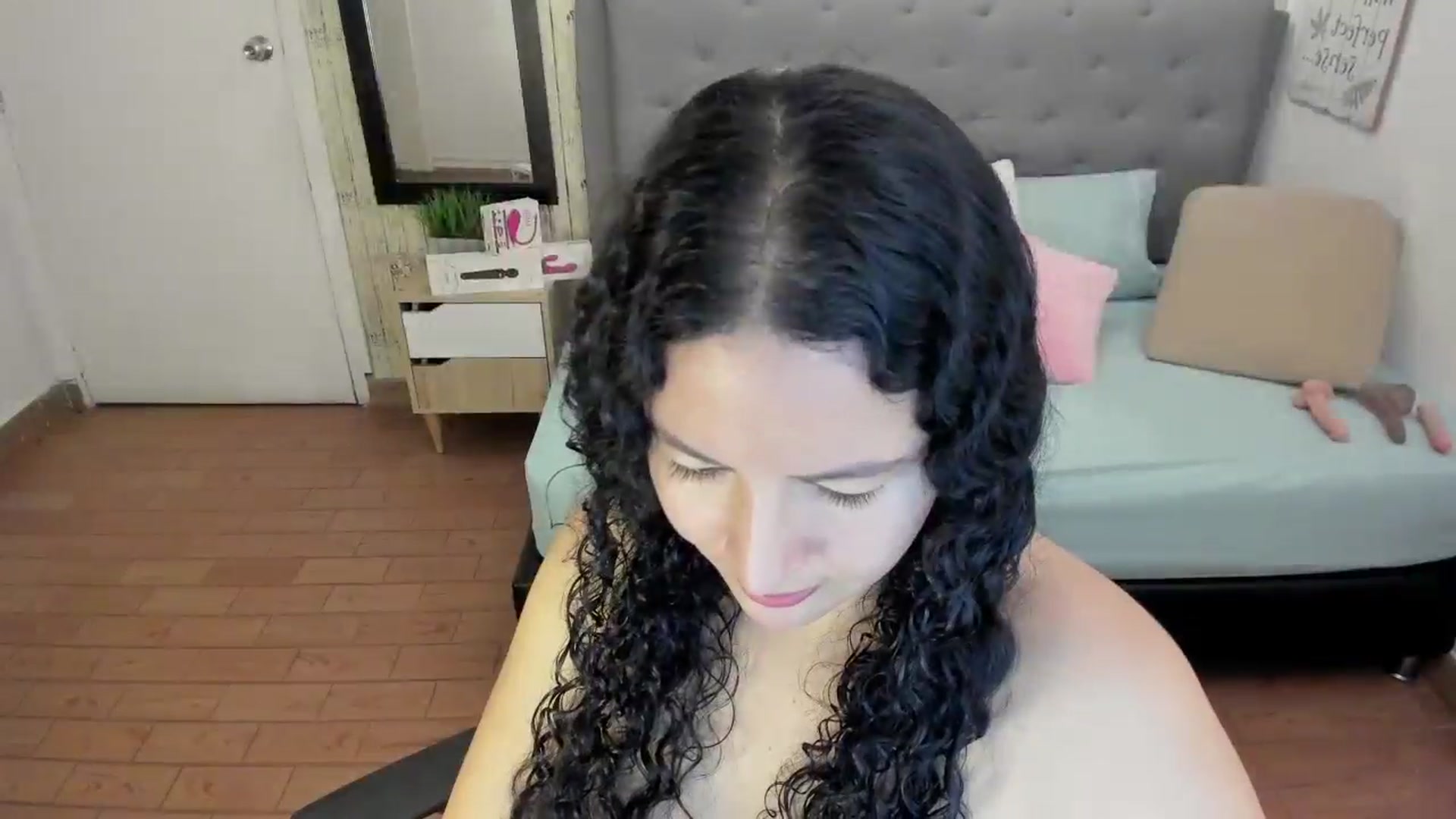 Gallery image thumbnail from TeaseQueen_'s myfreecams stream on, 07/12/2025, 14:10 image 20 of 20