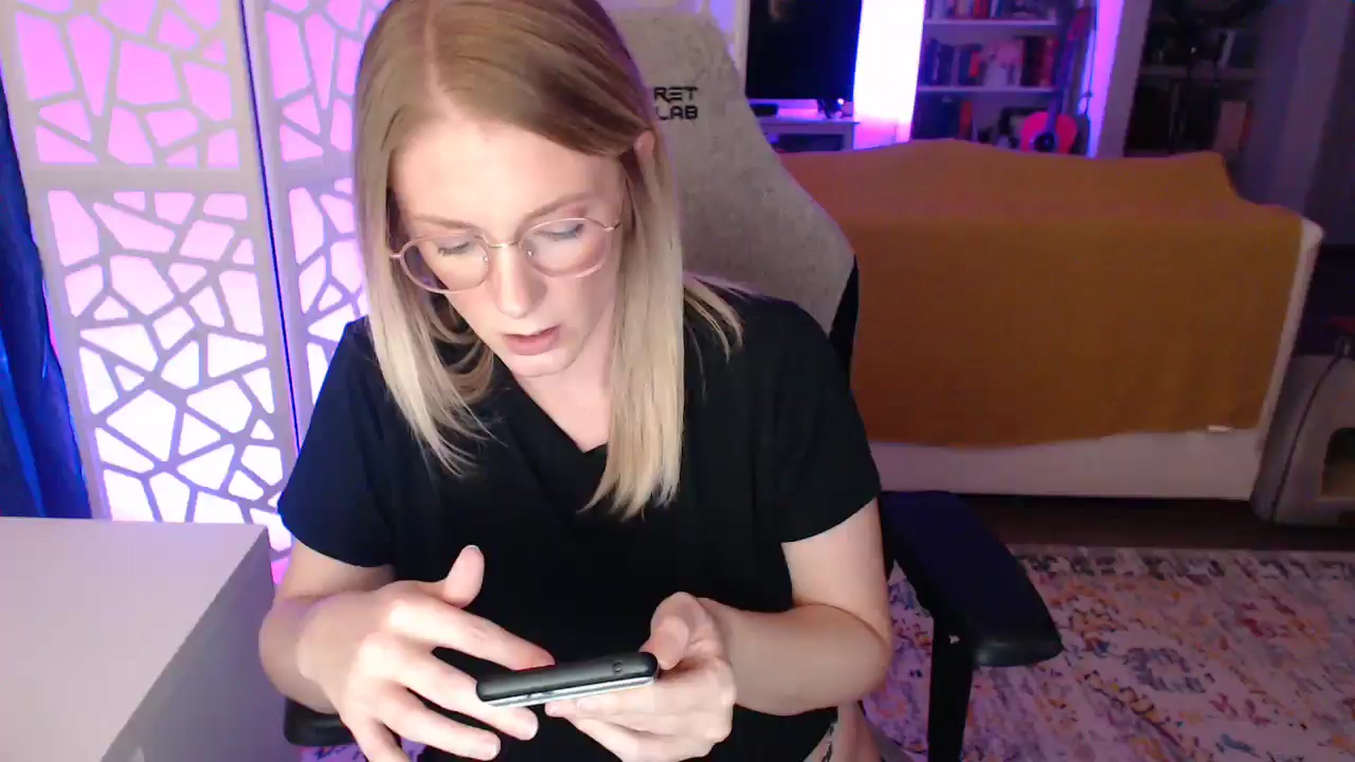 Gallery image thumbnail from Teecake's myfreecams stream on, 05/15/2024, 03:07 image 12 of 20