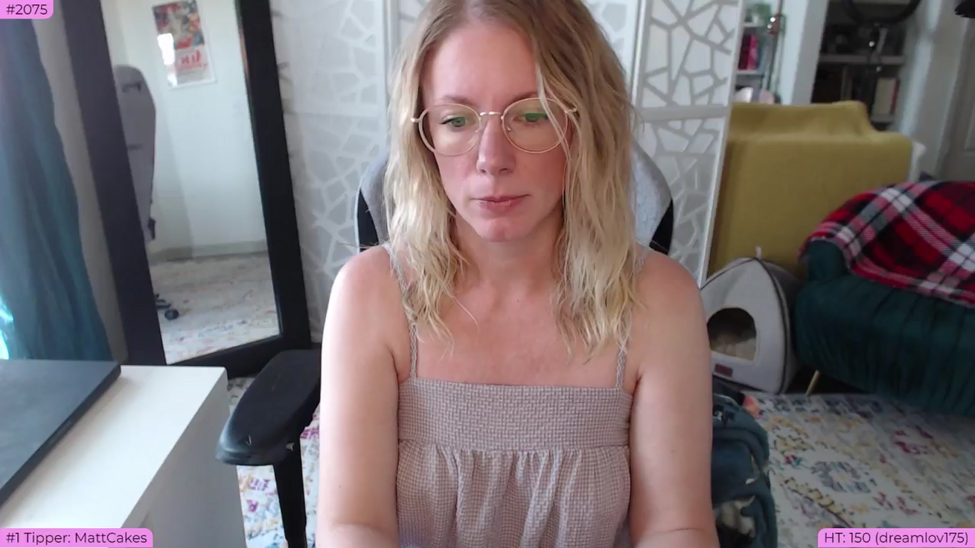 Gallery image thumbnail from Teecake's myfreecams stream on, 05/20/2024, 02:05 image 2 of 20