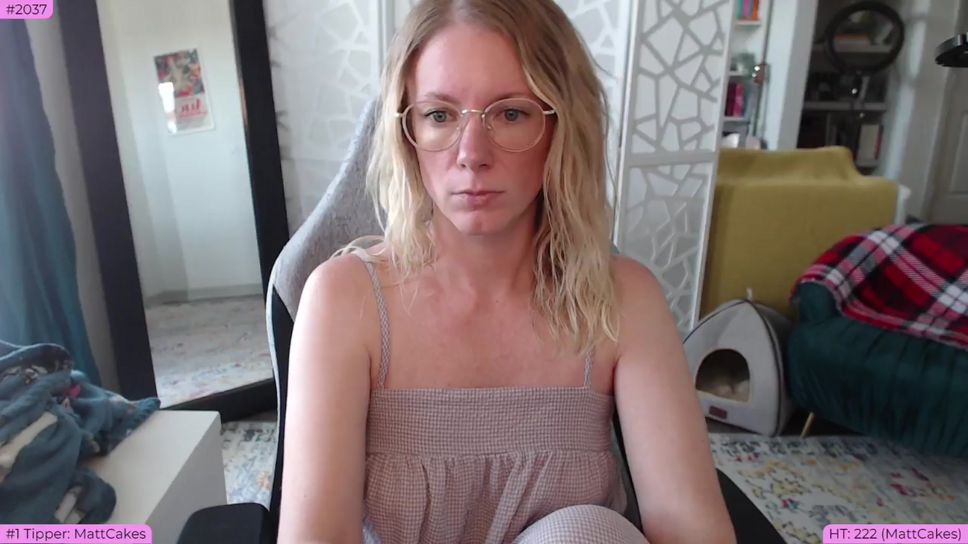Gallery image thumbnail from Teecake's myfreecams stream on, 05/20/2024, 02:05 image 5 of 20
