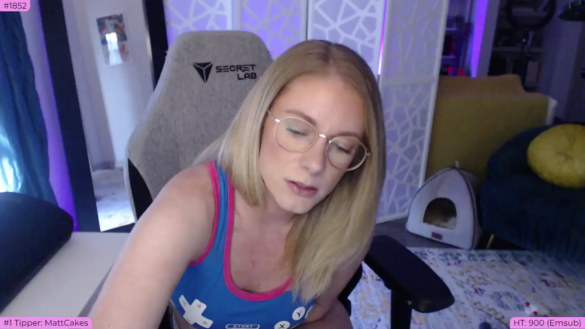 Gallery image thumbnail from Teecake's myfreecams stream on, 05/22/2024, 24:00 image 14 of 20