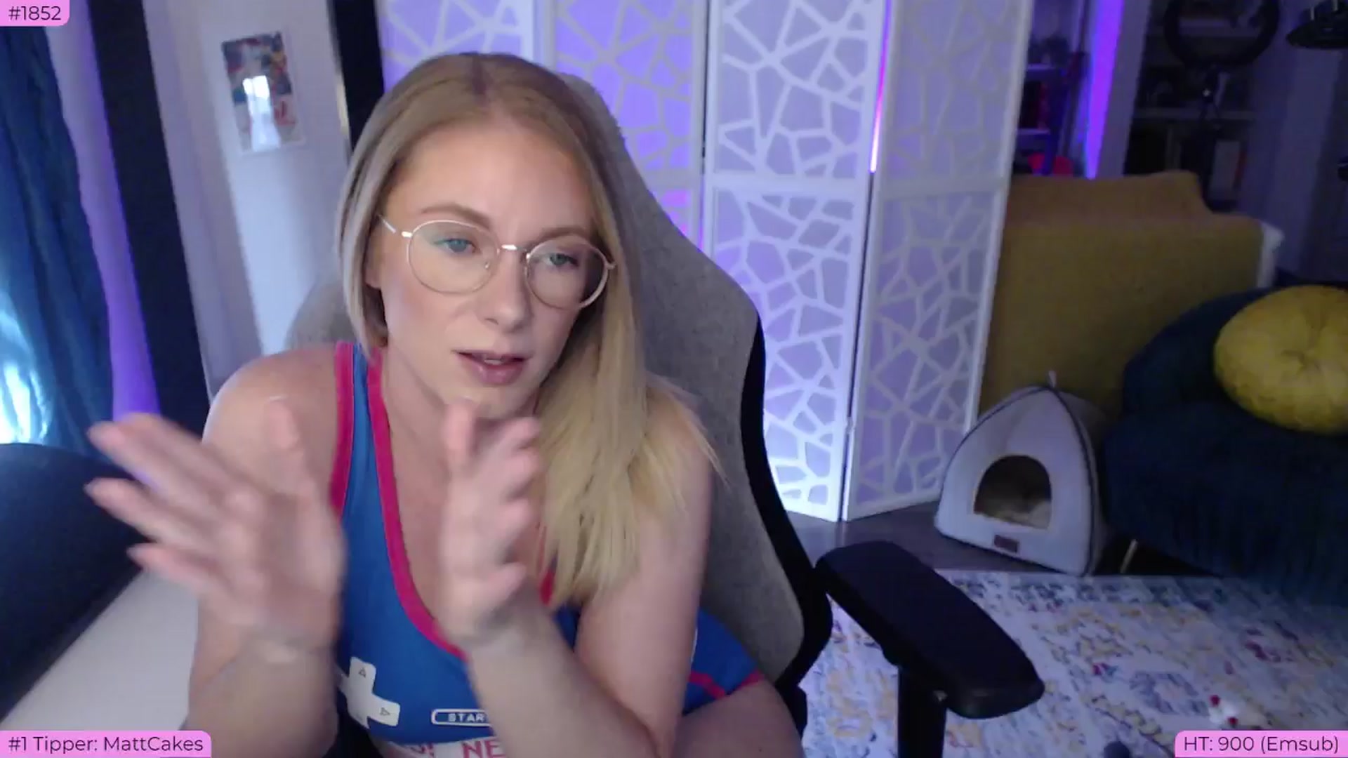 Gallery image thumbnail from Teecake's myfreecams stream on, 05/22/2024, 24:00 image 20 of 20