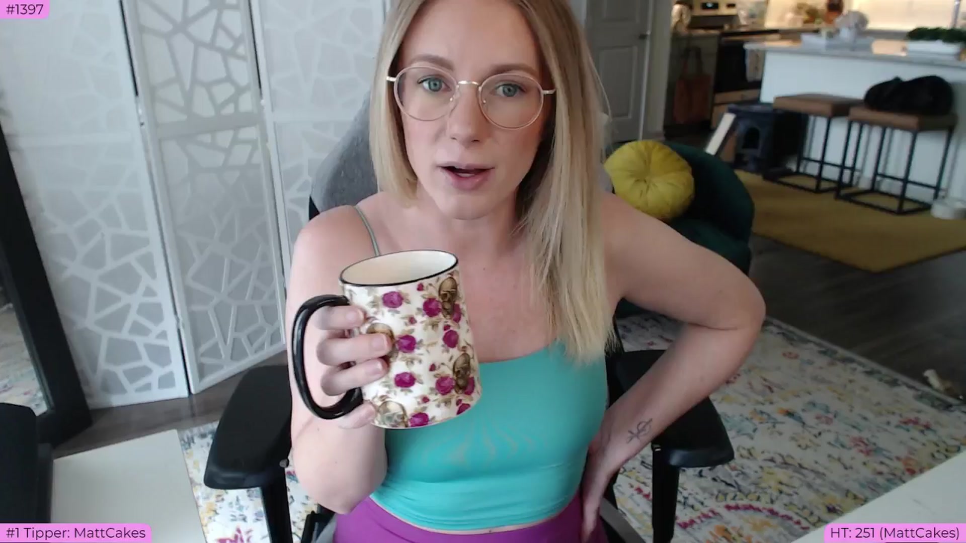 Gallery image thumbnail from Teecake's myfreecams stream on, 05/23/2024, 16:24 image 9 of 20