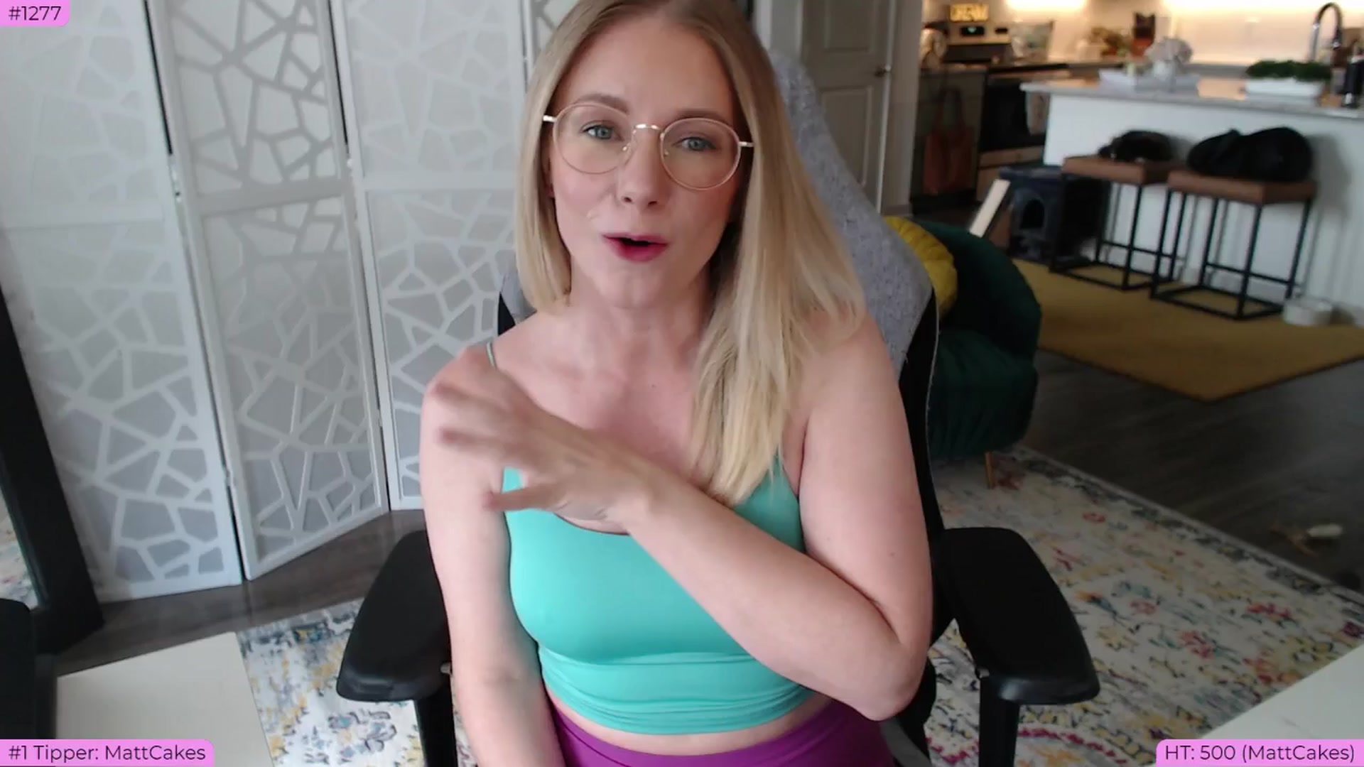 Gallery image thumbnail from Teecake's myfreecams stream on, 05/23/2024, 18:05 image 13 of 20