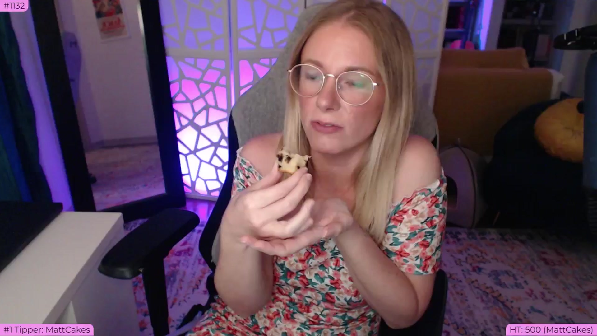 Gallery image thumbnail from Teecake's myfreecams stream on, 05/24/2024, 03:13 image 2 of 20