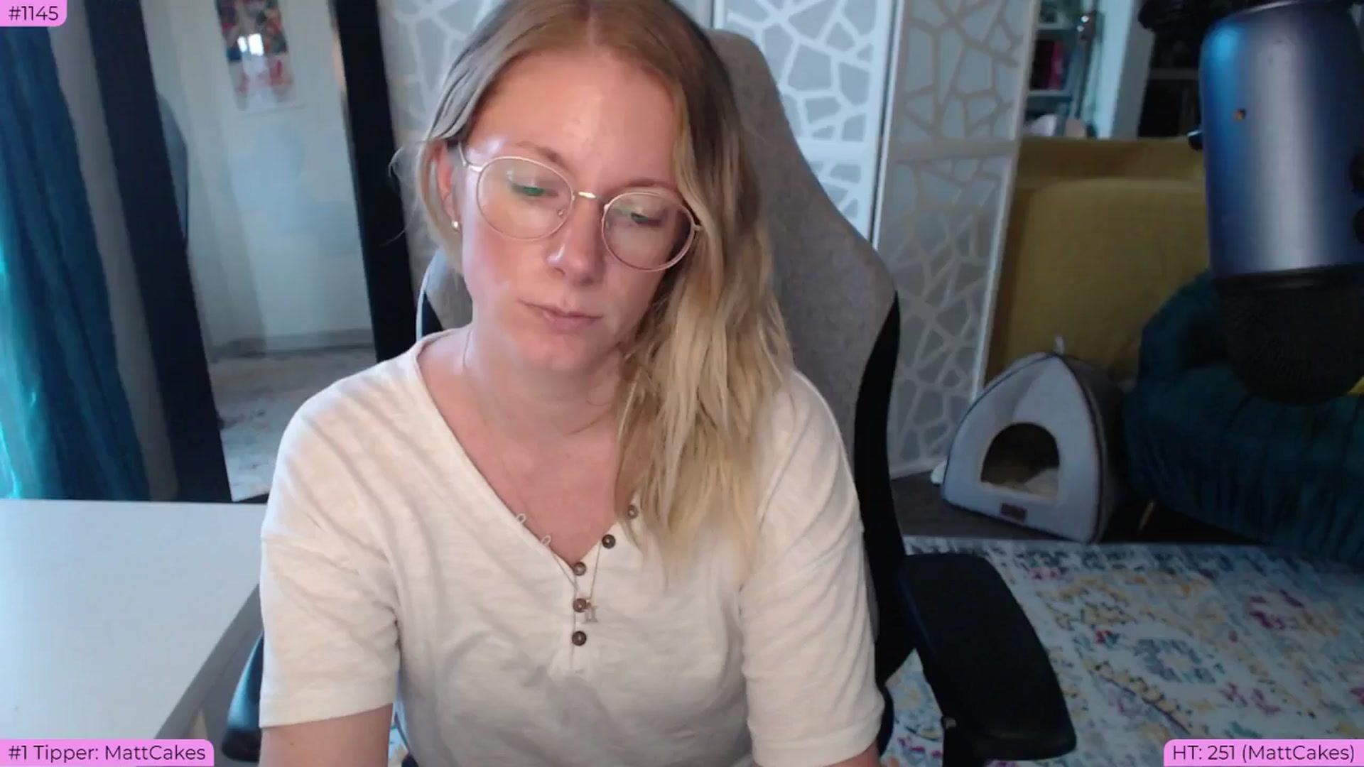 Gallery image thumbnail from Teecake's myfreecams stream on, 05/29/2024, 01:15 image 11 of 20