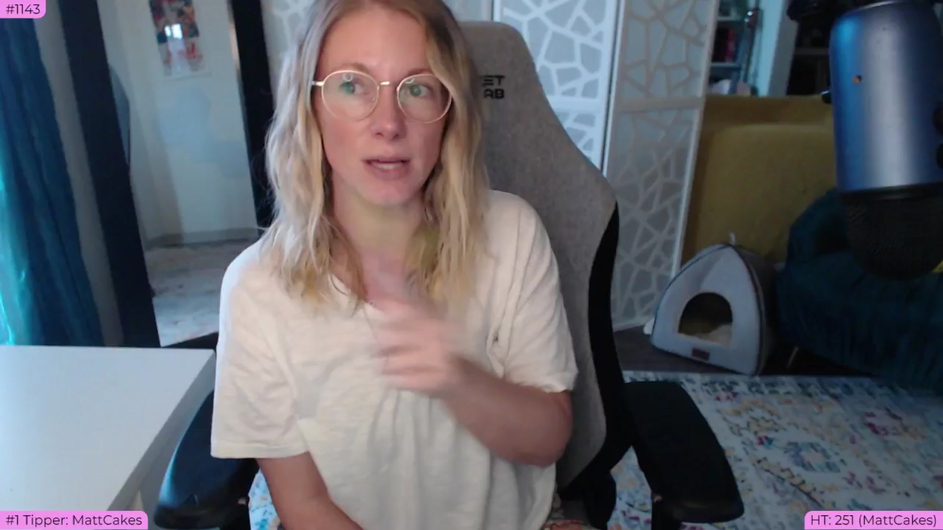 Gallery image thumbnail from Teecake's myfreecams stream on, 05/29/2024, 01:15 image 15 of 20