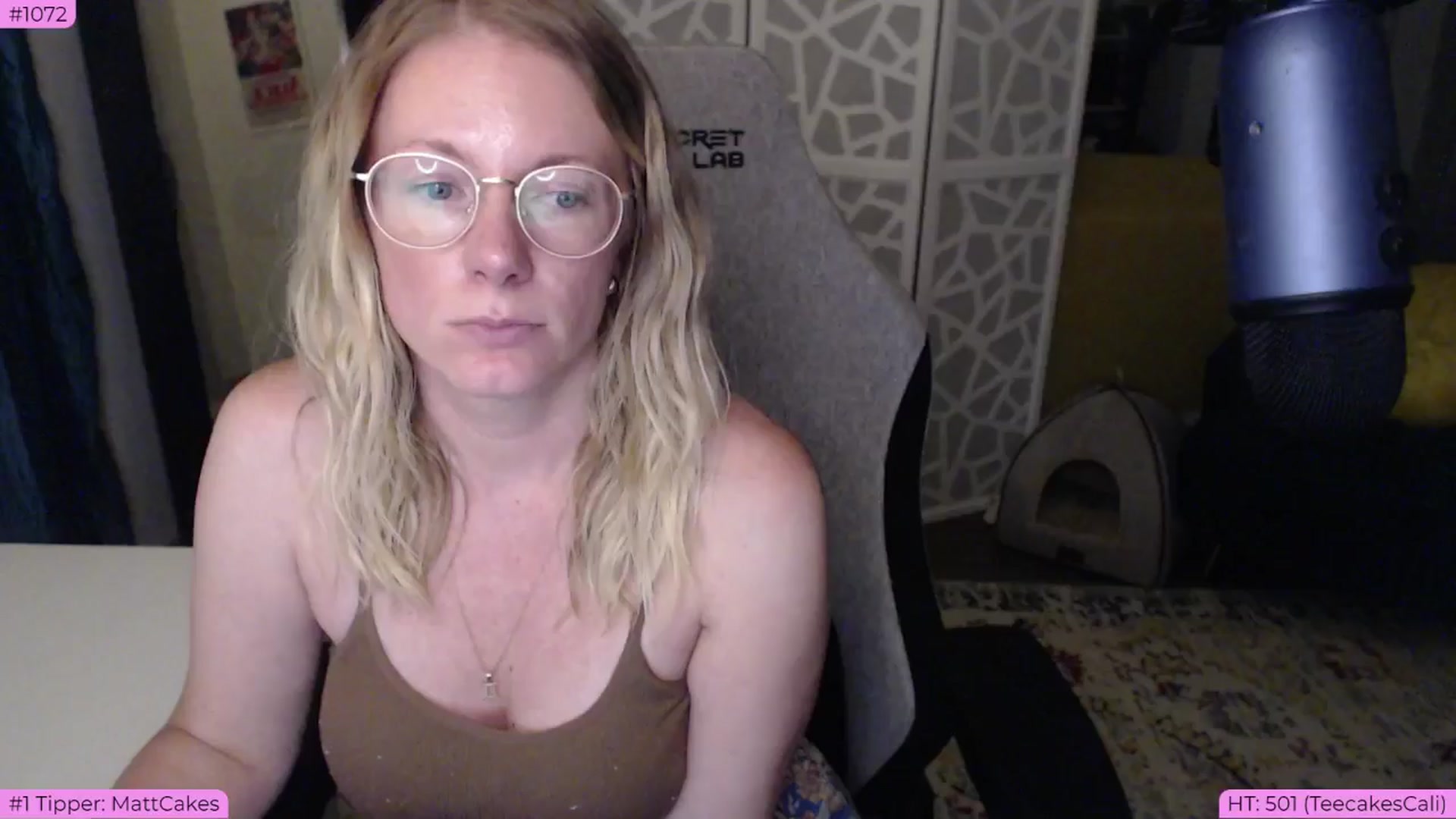 Gallery image thumbnail from Teecake's myfreecams stream on, 05/29/2024, 03:02 image 8 of 20