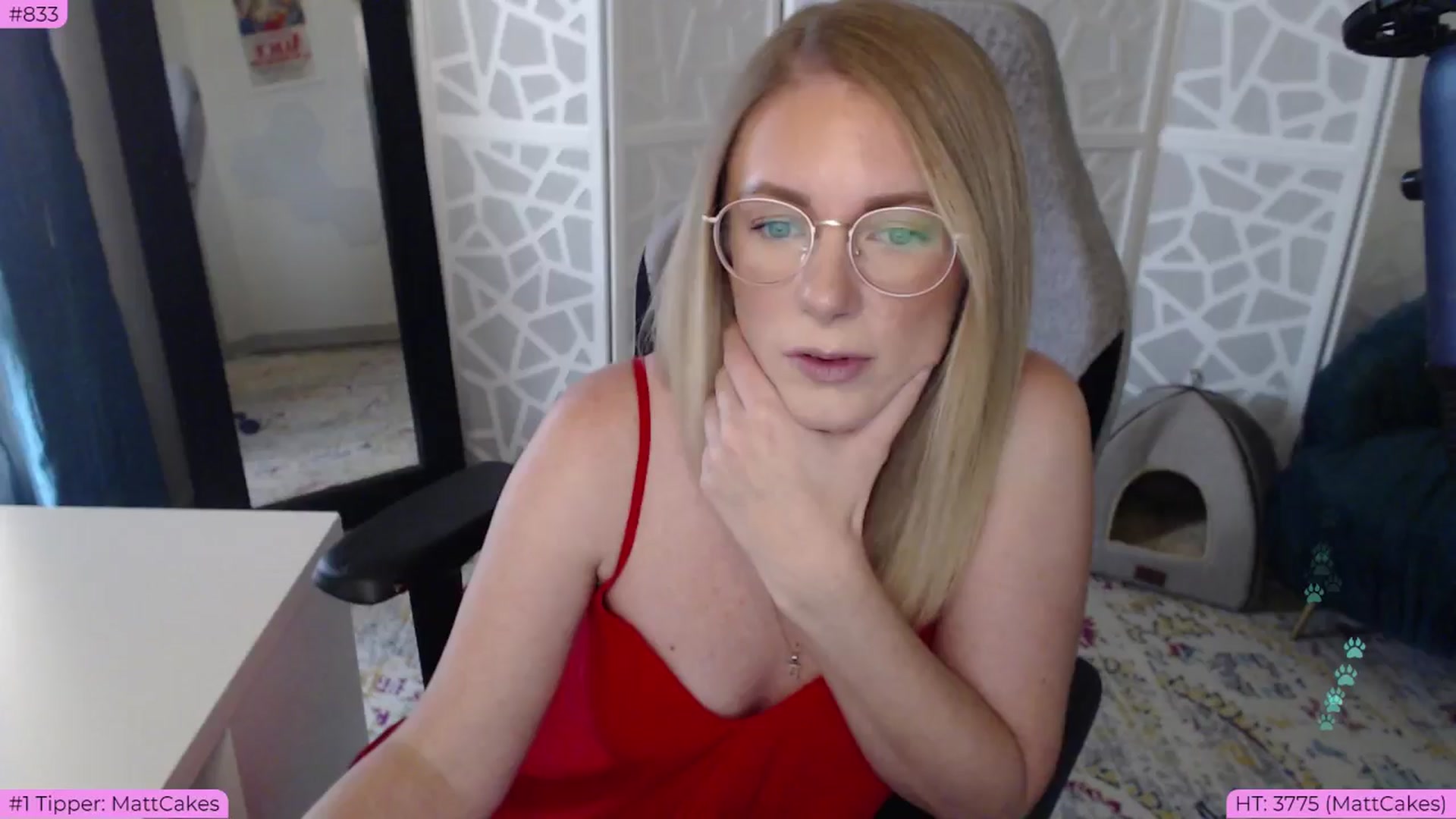 Gallery image thumbnail from Teecake's myfreecams stream on, 06/03/2024, 04:57 image 5 of 20