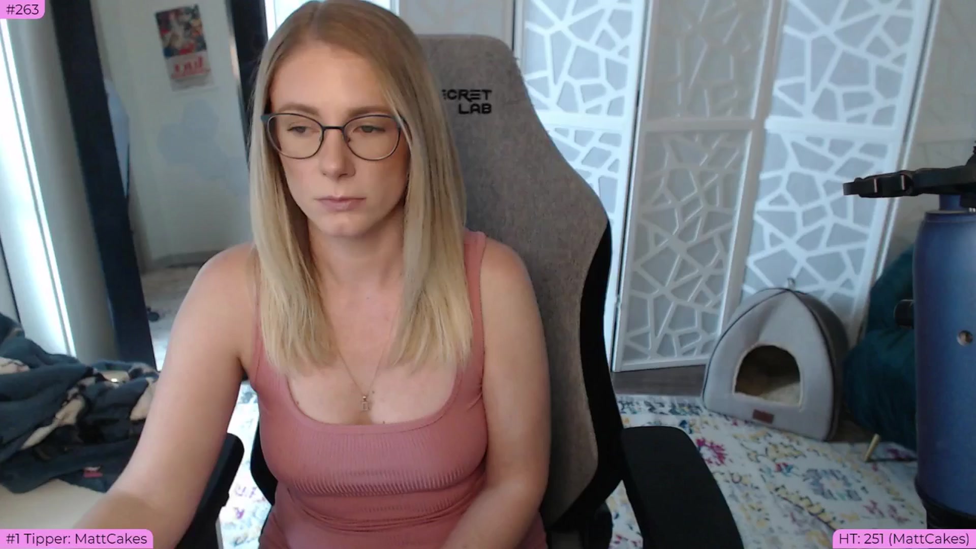 Gallery image thumbnail from Teecake's myfreecams stream on, 06/04/2024, 17:18 image 7 of 20