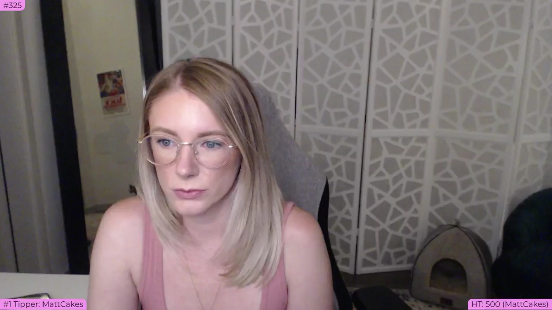 Gallery image thumbnail from Teecake's myfreecams stream on, 06/06/2024, 03:14 image 14 of 20