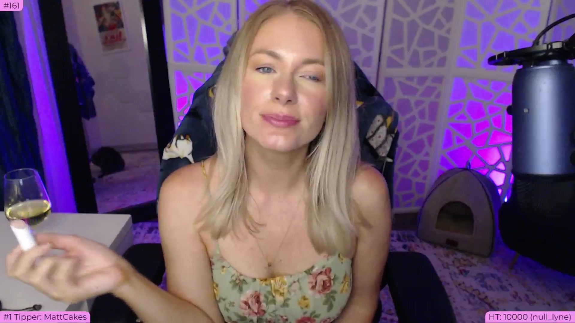 Gallery image thumbnail from Teecake's myfreecams stream on, 06/08/2024, 04:00 image 14 of 20