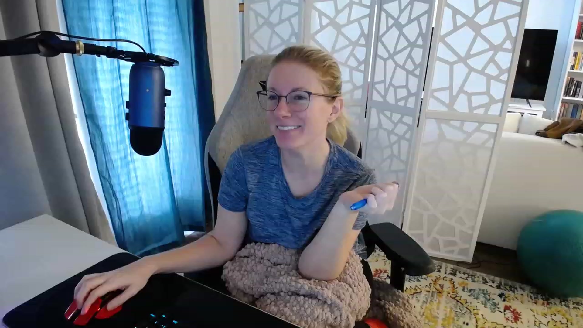 Gallery image thumbnail from TeecakeAvery's myfreecams stream on, 01/29/2023, 19:26 image 15 of 20