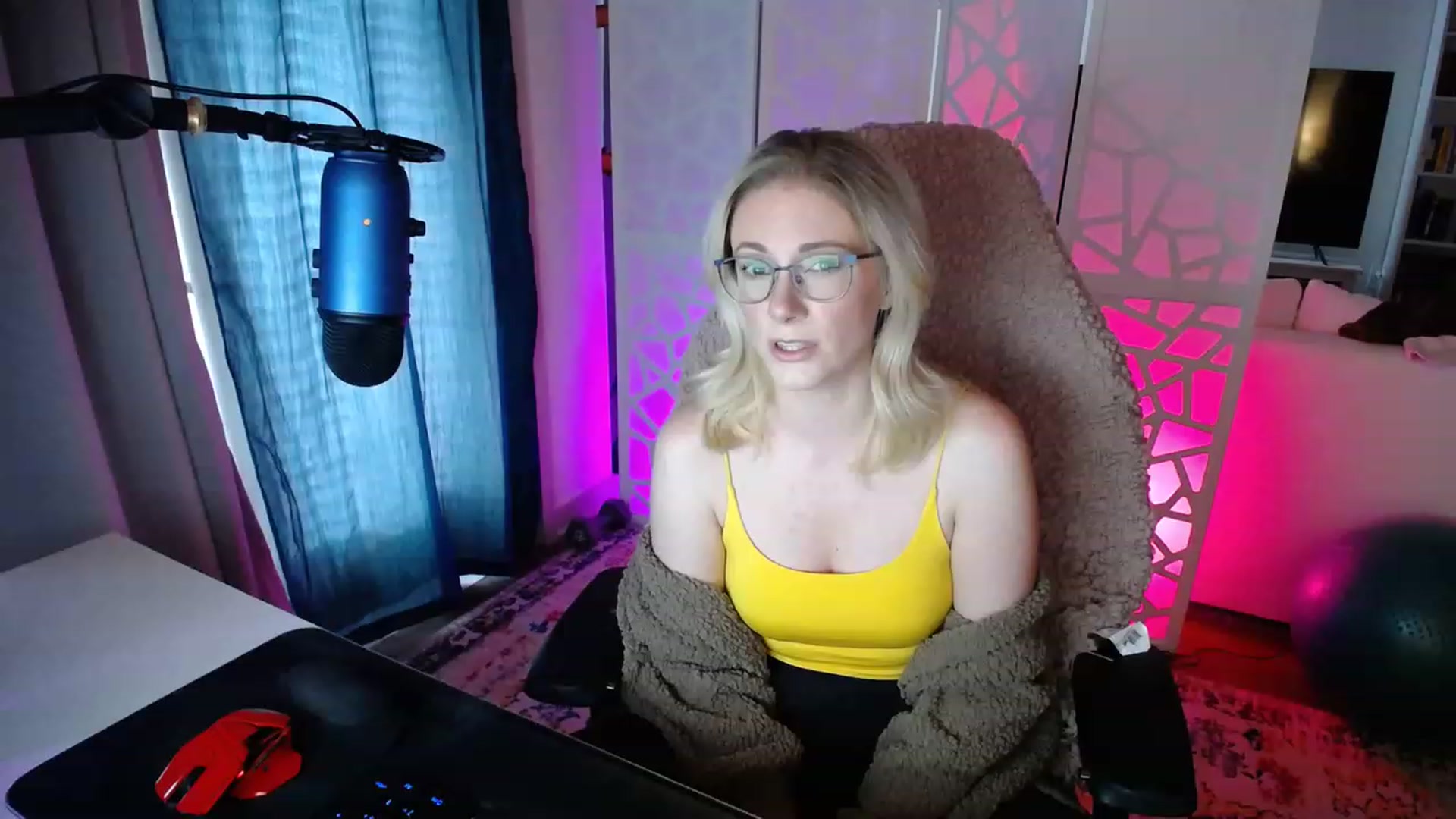 Gallery image thumbnail from TeecakeAvery's myfreecams stream on, 01/29/2023, 22:53 image 11 of 20