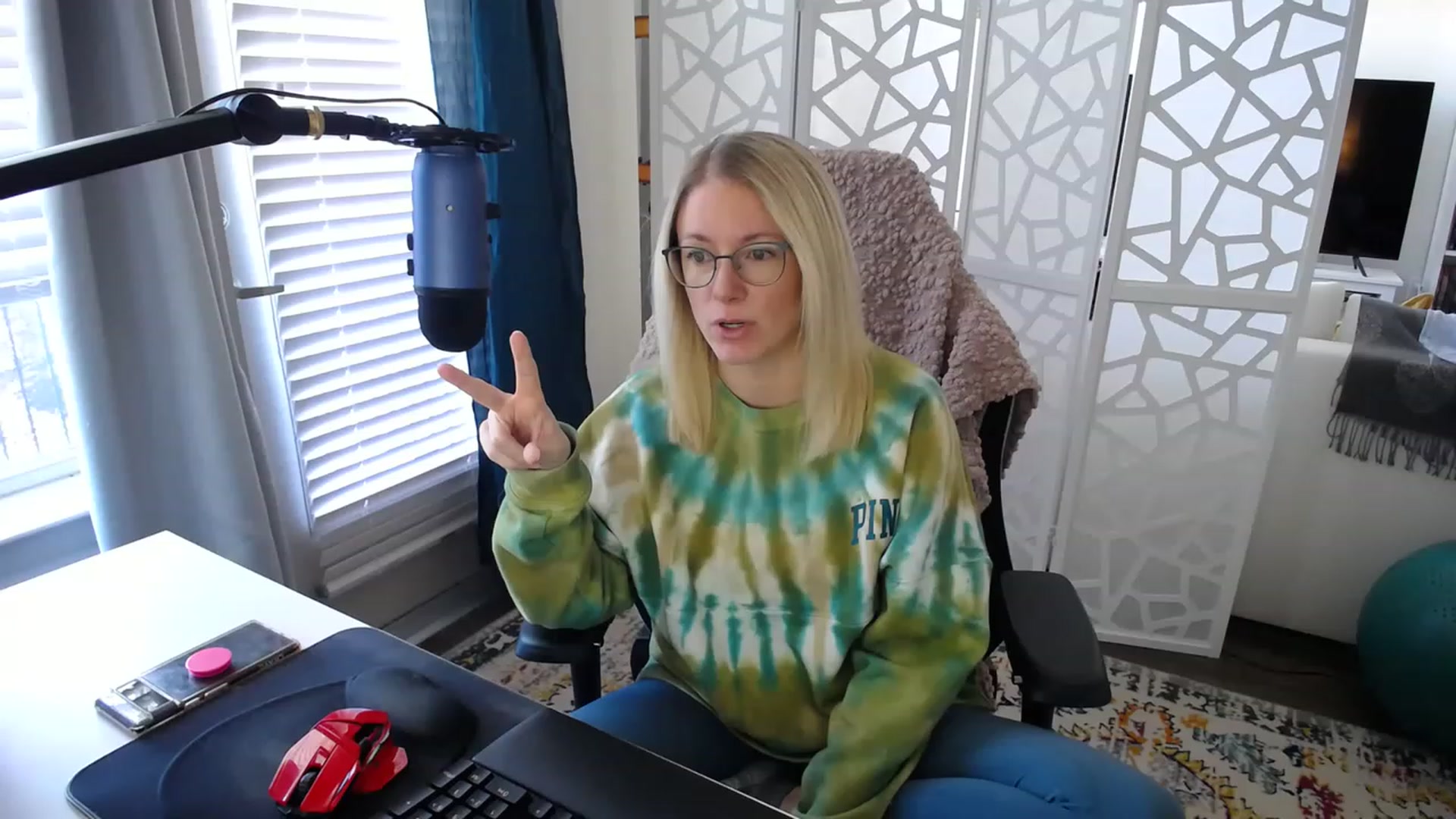 Gallery image thumbnail from TeecakeAvery's myfreecams stream on, 02/12/2023, 19:32 image 3 of 20