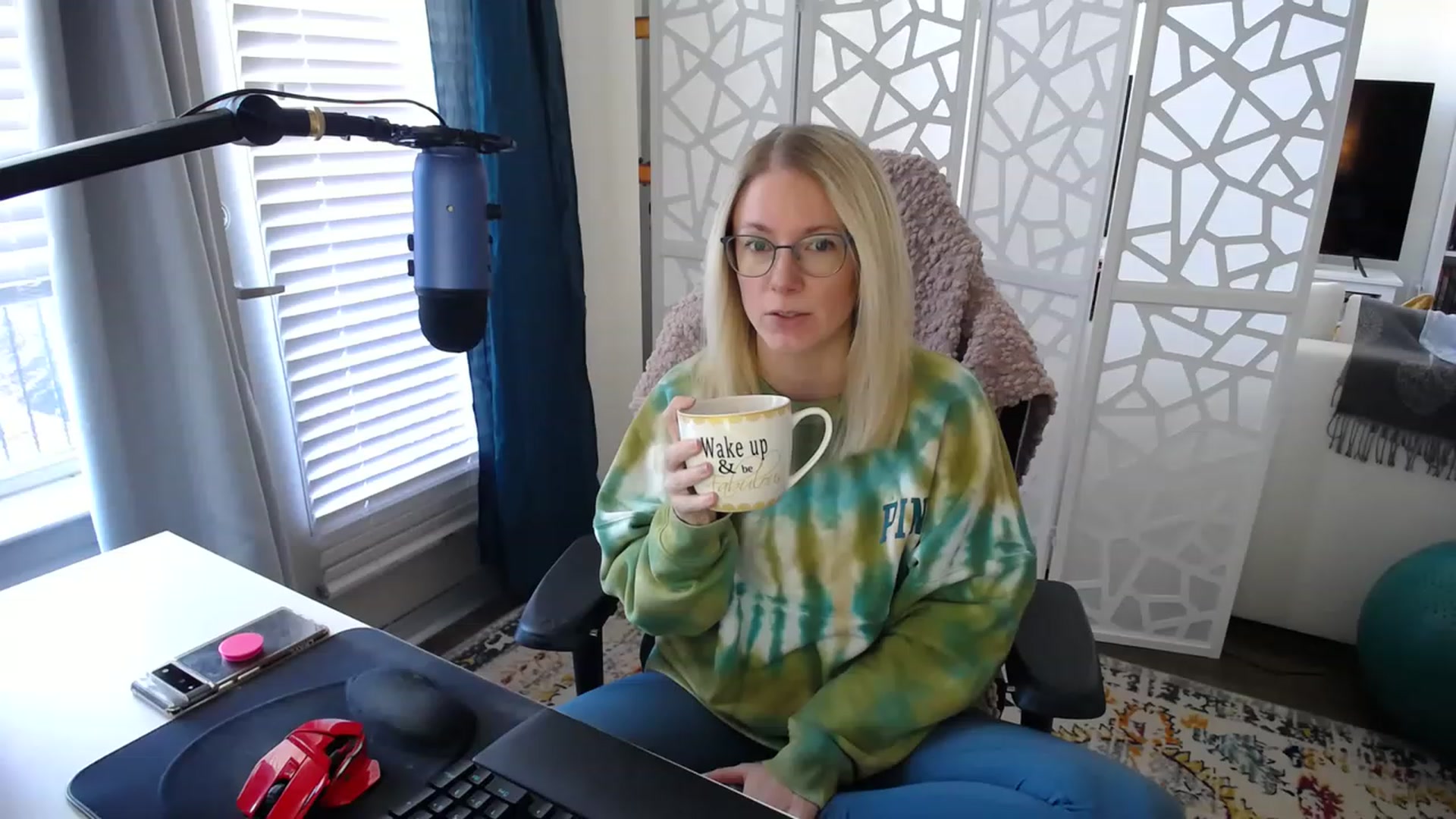 Gallery image thumbnail from TeecakeAvery's myfreecams stream on, 02/12/2023, 19:32 image 2 of 20