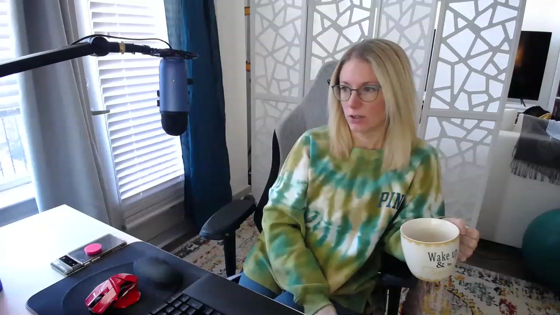 Gallery image thumbnail from TeecakeAvery's myfreecams stream on, 02/12/2023, 19:32 image 1 of 20