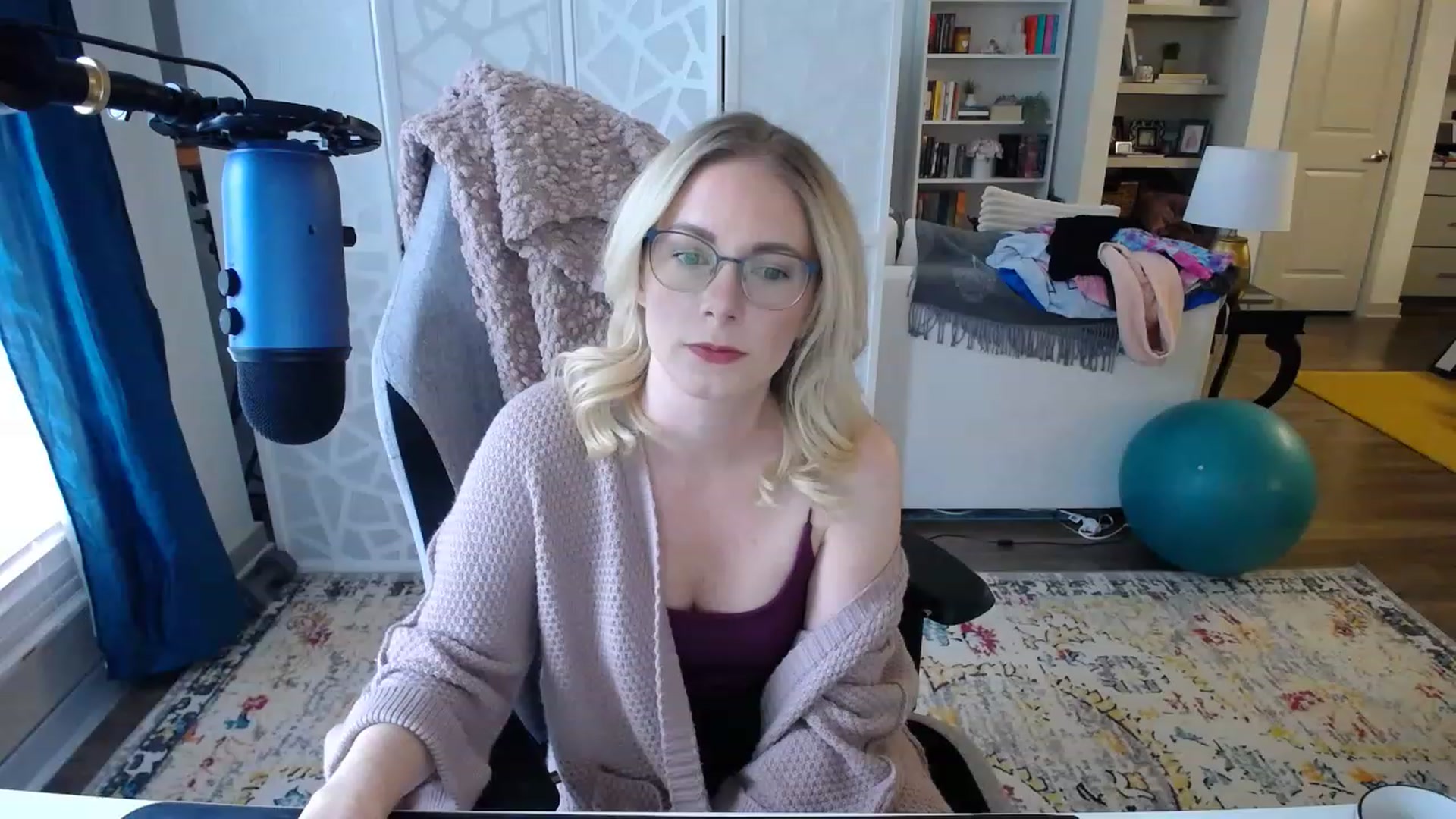 Gallery image thumbnail from TeecakeAvery's myfreecams stream on, 02/18/2023, 22:25 image 1 of 20
