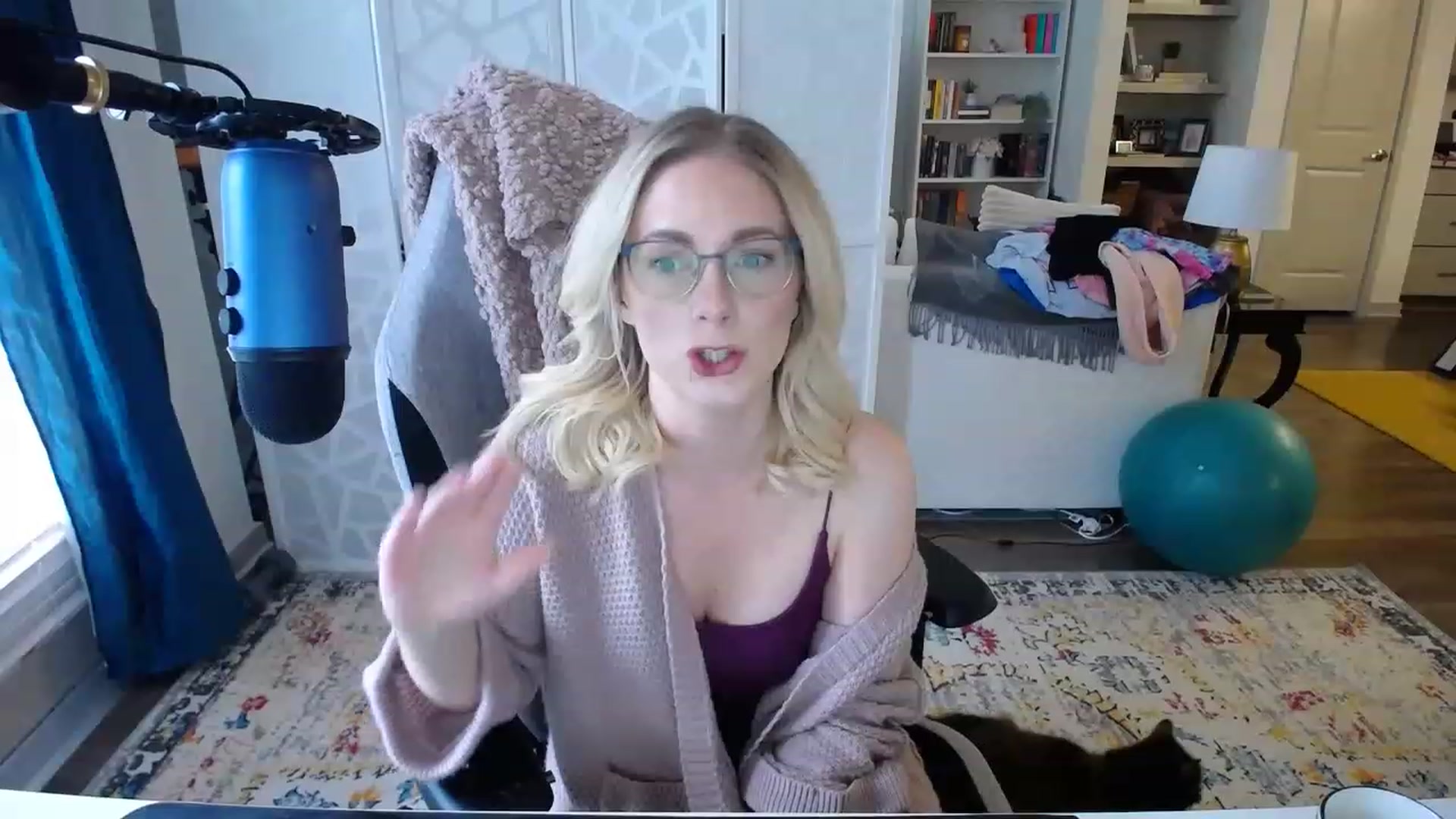 Gallery image thumbnail from TeecakeAvery's myfreecams stream on, 02/18/2023, 22:25 image 2 of 20