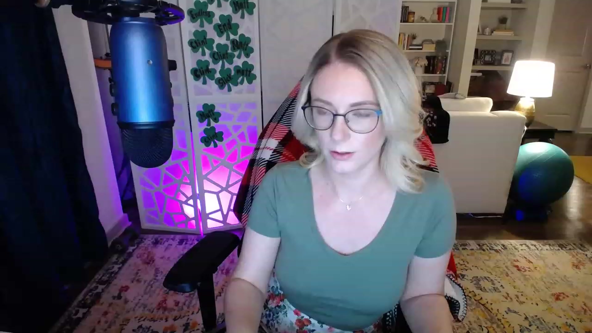 Gallery image thumbnail from TeecakeAvery's myfreecams stream on, 03/18/2023, 04:06 image 1 of 20
