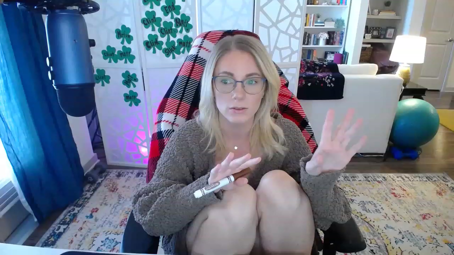 Gallery image thumbnail from TeecakeAvery's myfreecams stream on, 03/18/2023, 19:38 image 3 of 20