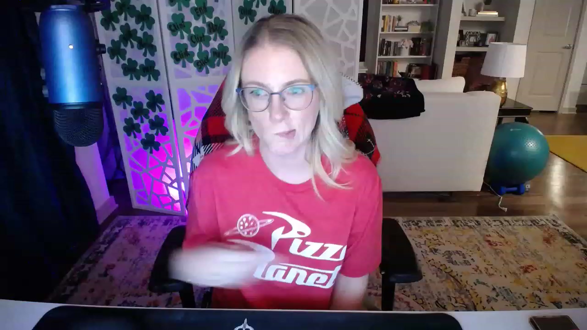 Gallery image thumbnail from TeecakeAvery's myfreecams stream on, 04/30/2023, 03:35 image 17 of 20
