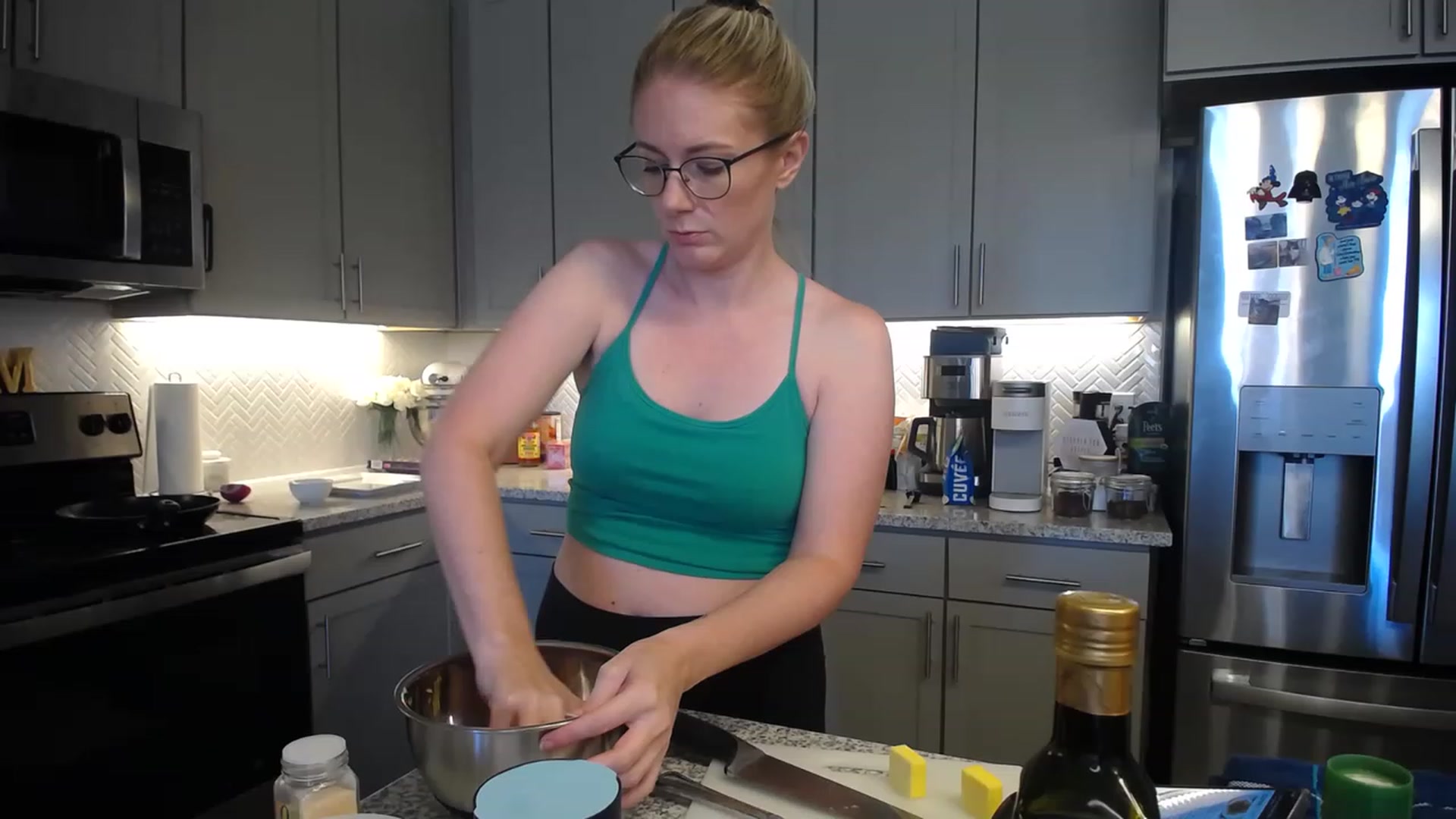 Gallery image thumbnail from TeecakeAvery's myfreecams stream on, 04/30/2023, 19:44 image 5 of 20