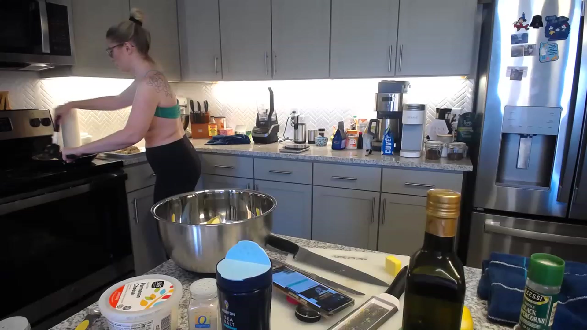 Gallery image thumbnail from TeecakeAvery's myfreecams stream on, 04/30/2023, 19:44 image 14 of 20
