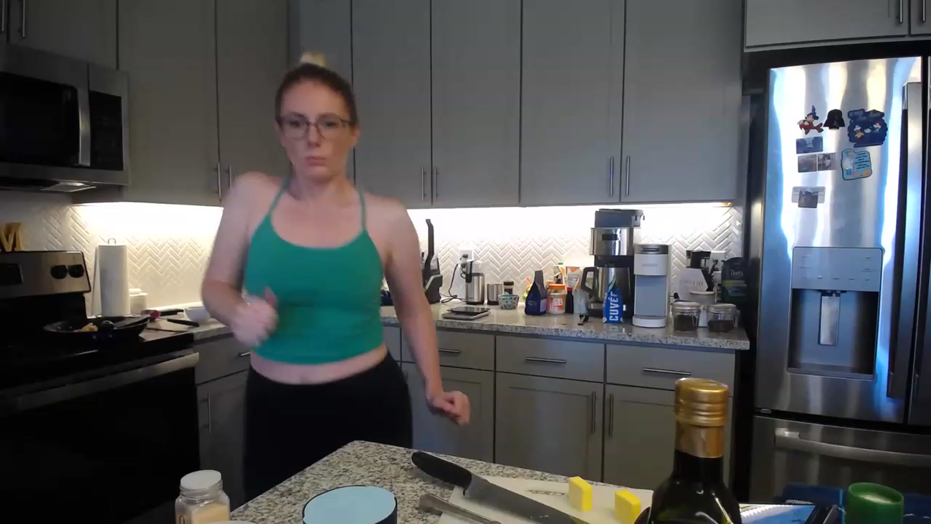 Gallery image thumbnail from TeecakeAvery's myfreecams stream on, 04/30/2023, 19:44 image 8 of 20
