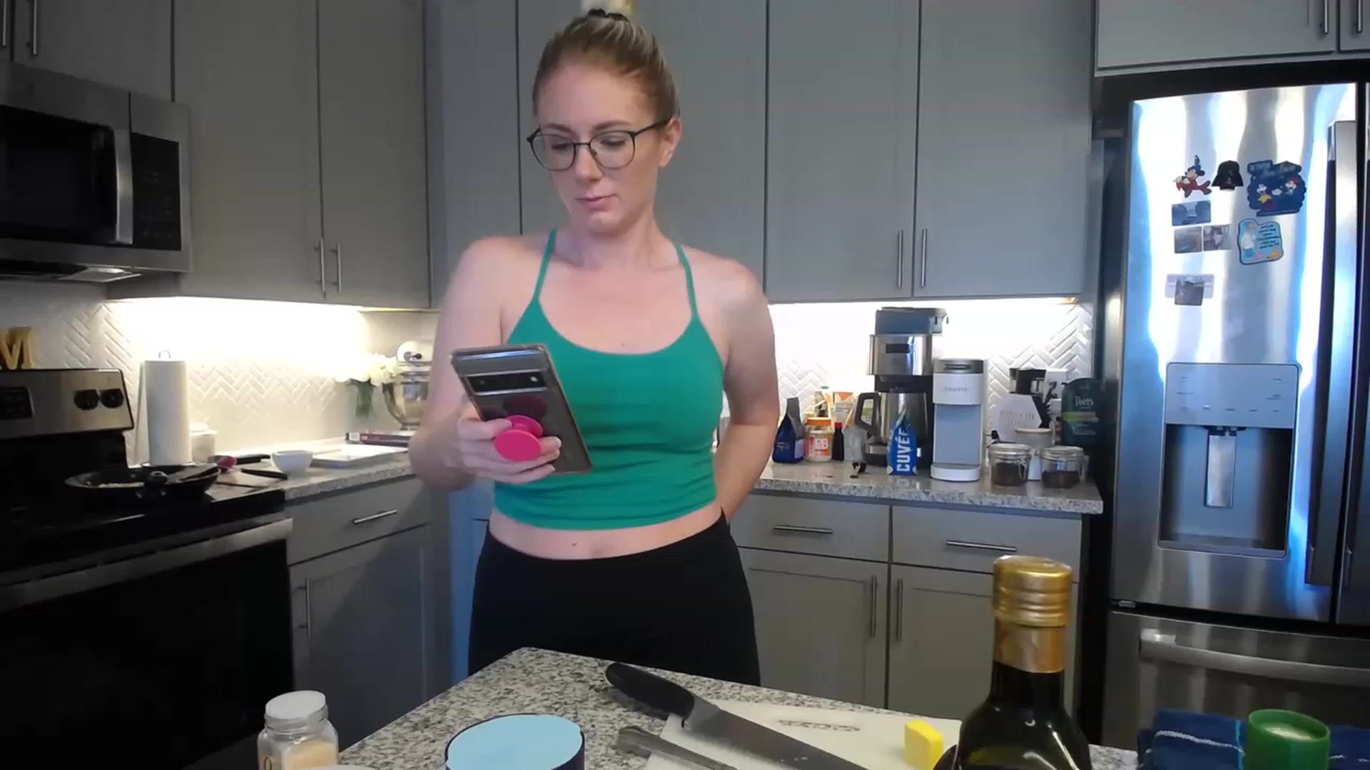 Gallery image thumbnail from TeecakeAvery's myfreecams stream on, 04/30/2023, 19:44 image 9 of 20
