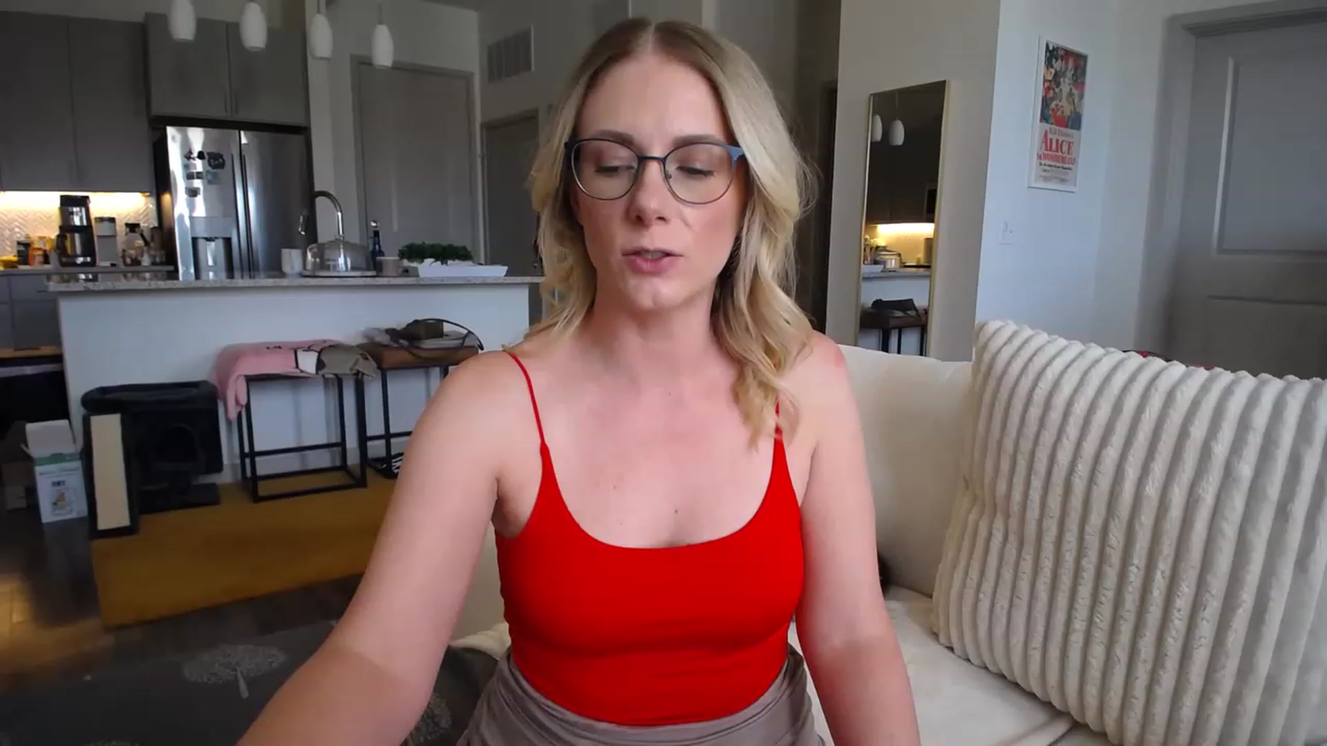 Gallery image thumbnail from TeecakeAvery's myfreecams stream on, 05/02/2023, 19:58 image 5 of 20