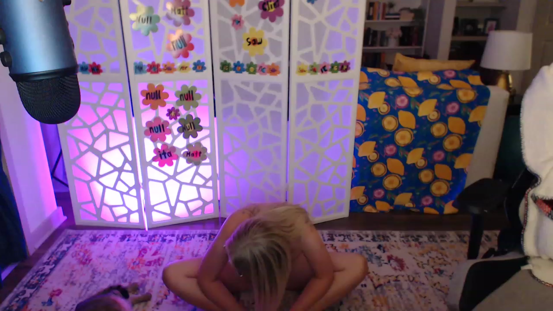 Gallery image thumbnail from TeecakeAvery's myfreecams stream on, 06/03/2023, 04:14 image 15 of 20