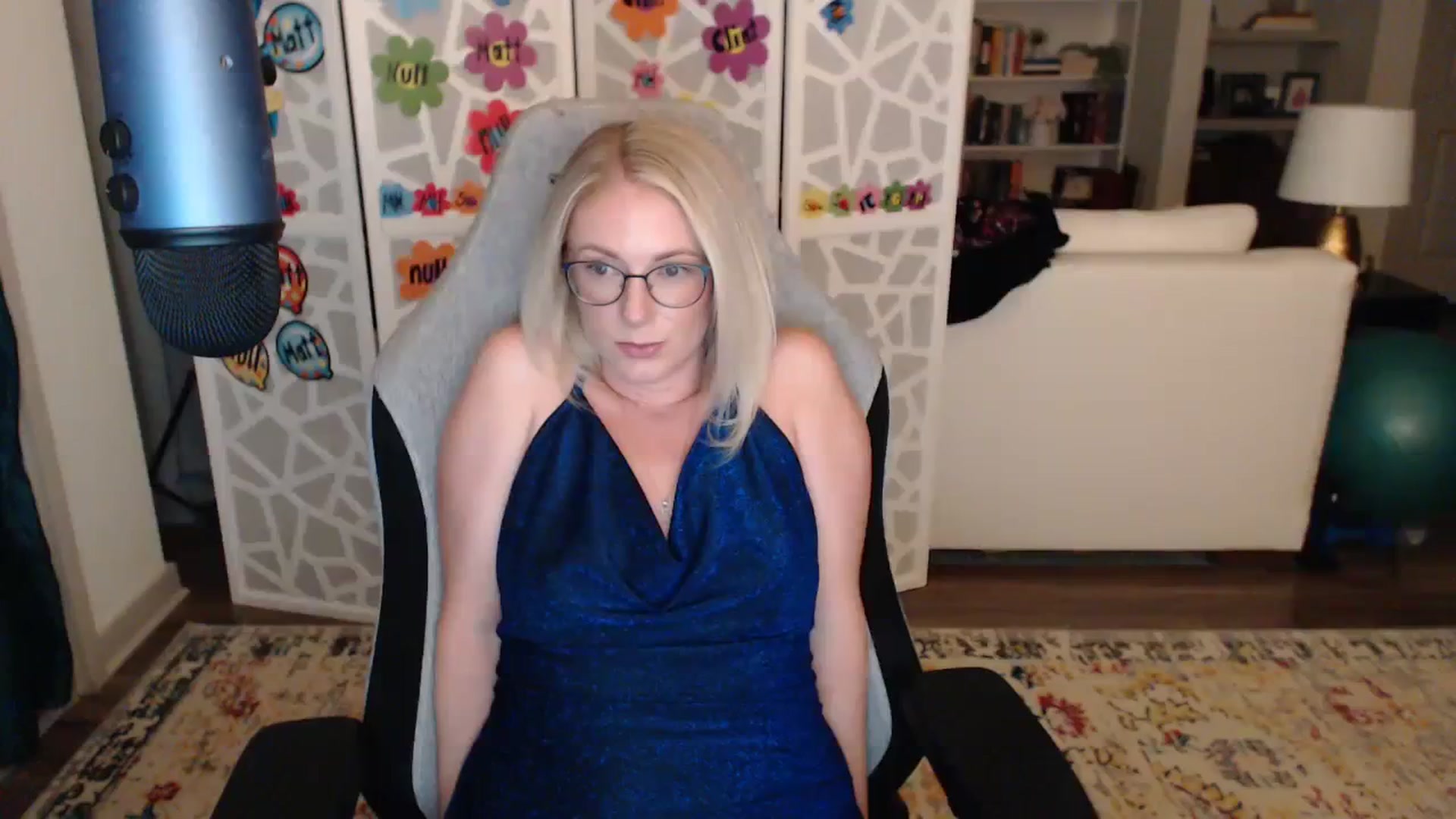 Gallery image thumbnail from TeecakeAvery's myfreecams stream on, 06/10/2023, 04:13 image 15 of 20