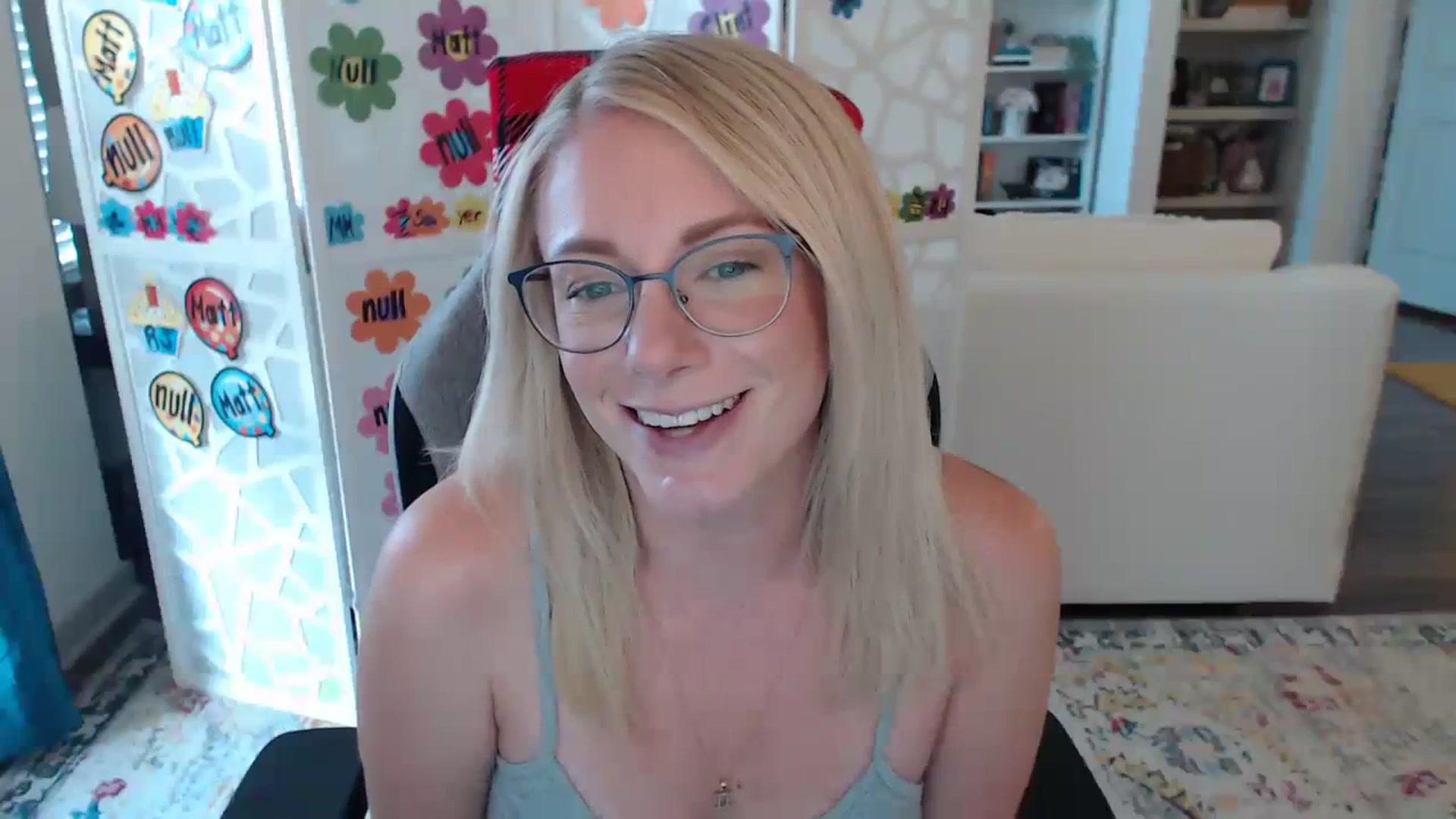 Gallery image thumbnail from TeecakeAvery's myfreecams stream on, 06/13/2023, 01:29 image 5 of 20